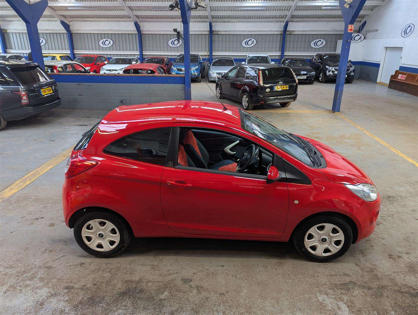<p>2015 FORD KA EDGE</p>
