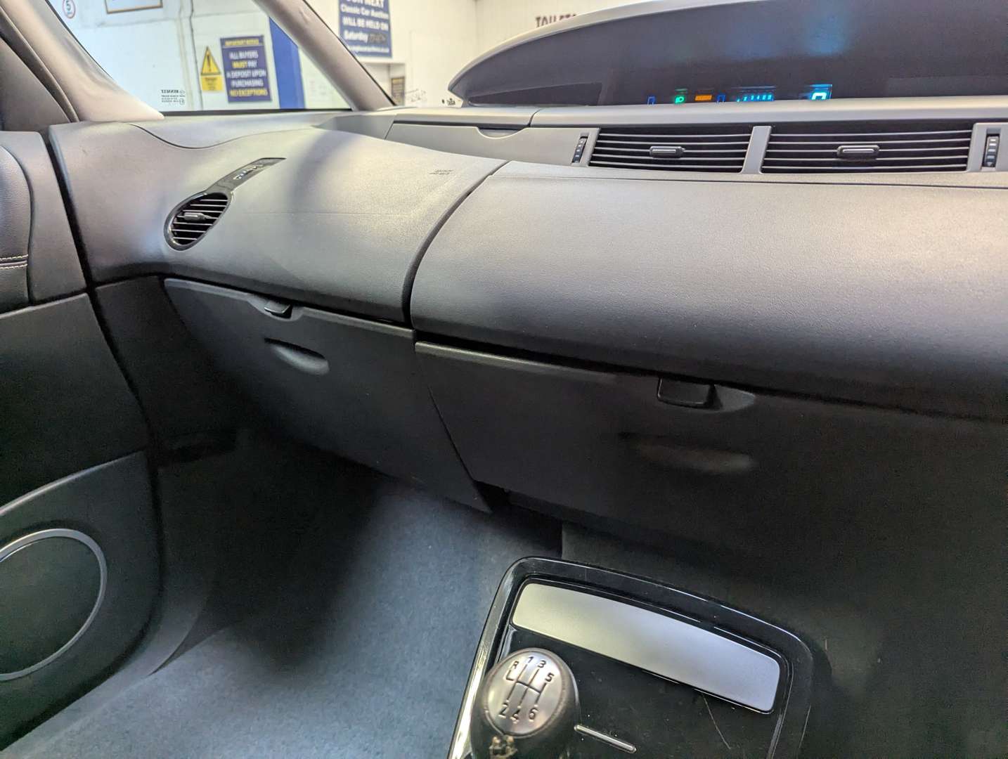 <p>2011 RENAULT GRAND ESPACE DYNAMIQUE T-</p>