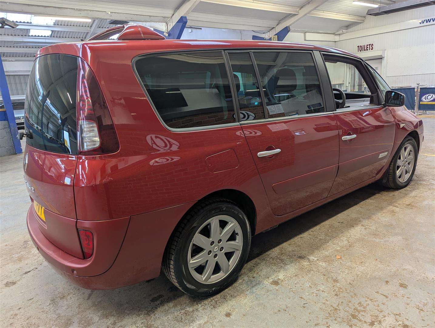 <p>2011 RENAULT GRAND ESPACE DYNAMIQUE T-</p>