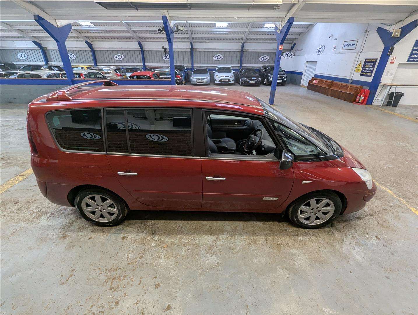 <p>2011 RENAULT GRAND ESPACE DYNAMIQUE T-</p>