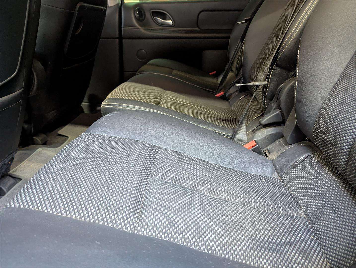 <p>2011 RENAULT GRAND ESPACE DYNAMIQUE T-</p>