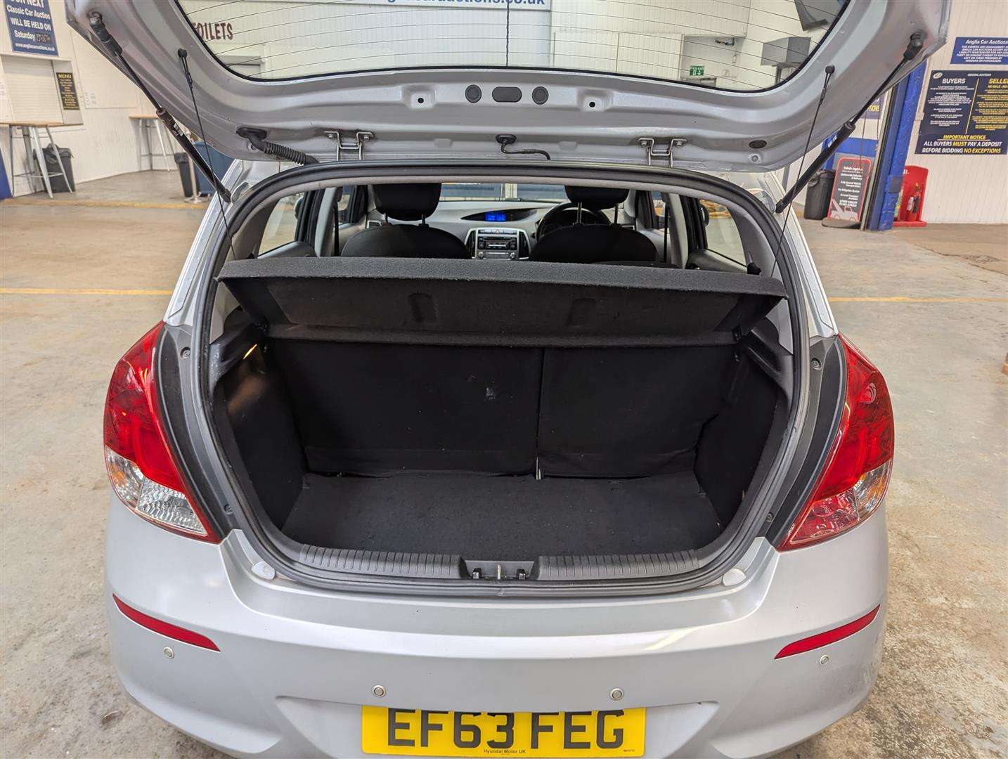 <p>2013 HYUNDAI I20 ACTIVE</p>
