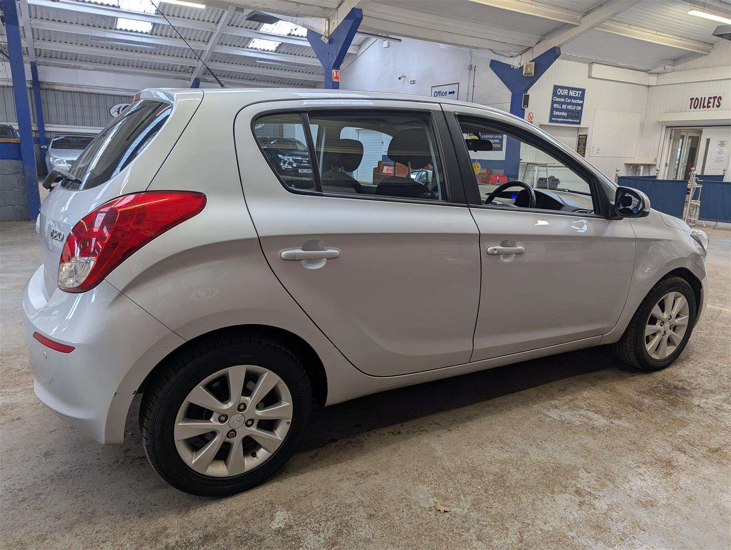 <p>2013 HYUNDAI I20 ACTIVE</p>