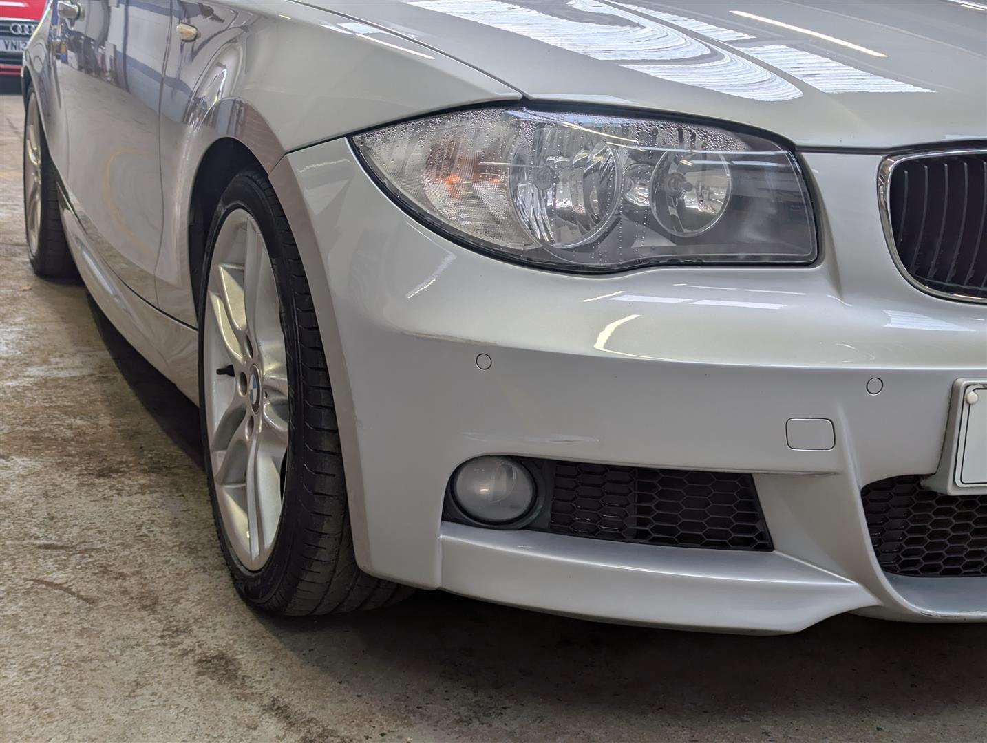<p>2009 BMW 120I M SPORT</p>