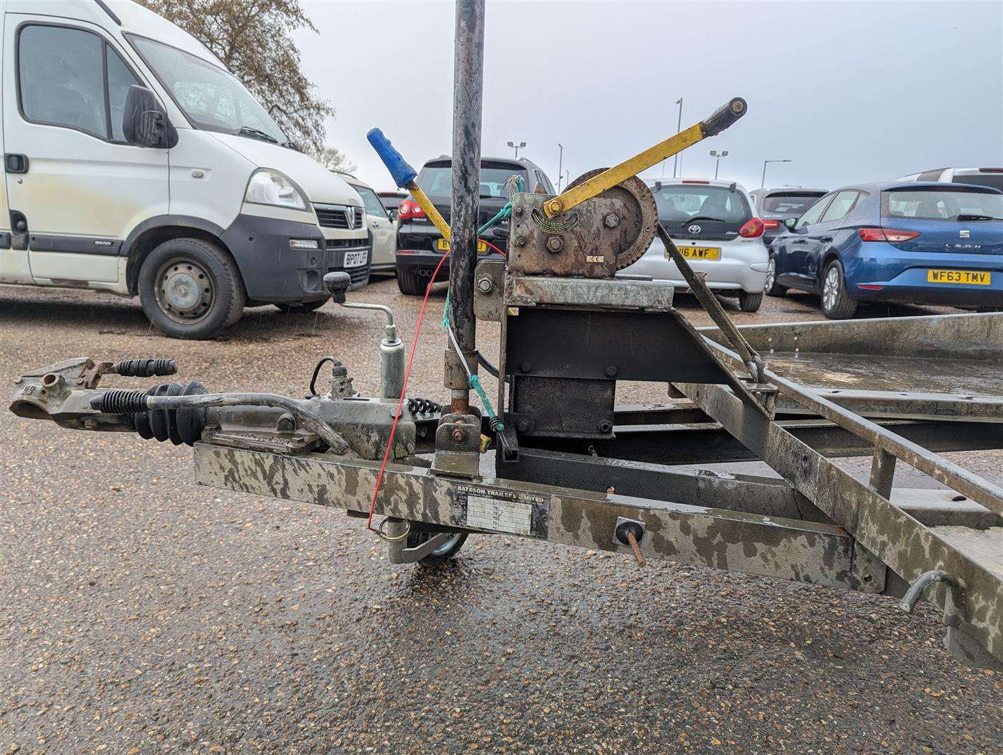 <p>CAR TRAILER</p>