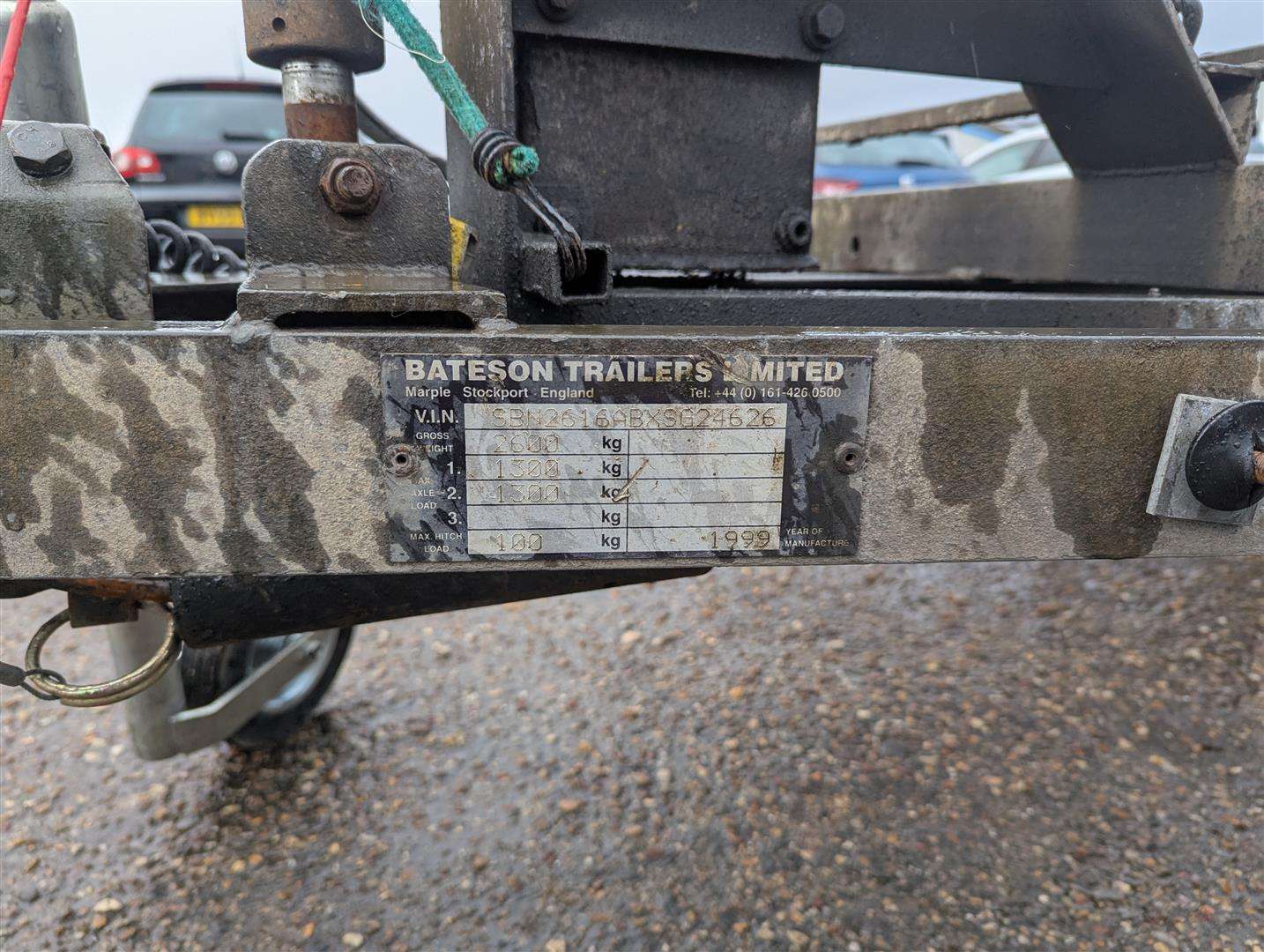 <p>CAR TRAILER</p>