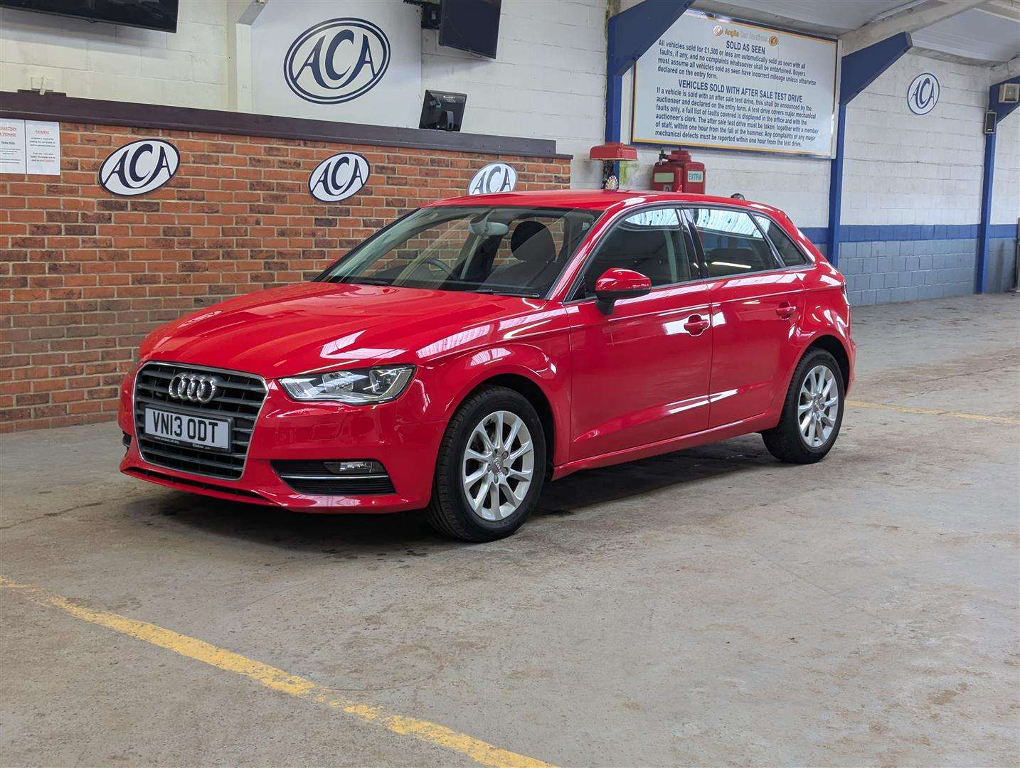 <p>2013 AUDI A3 SE TDI</p>