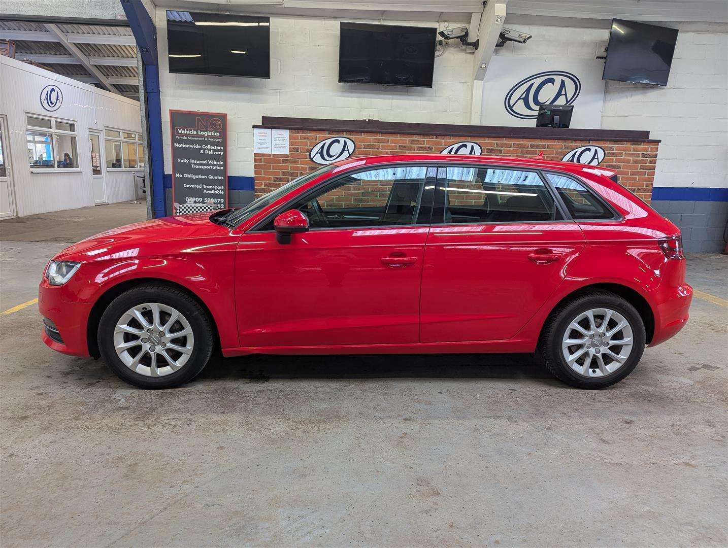 <p>2013 AUDI A3 SE TDI</p>