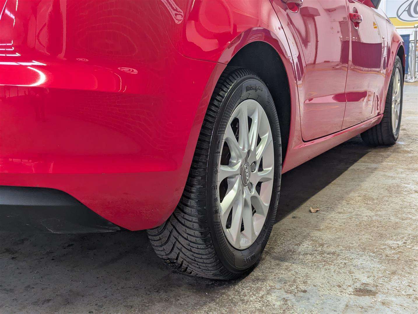 <p>2013 AUDI A3 SE TDI</p>