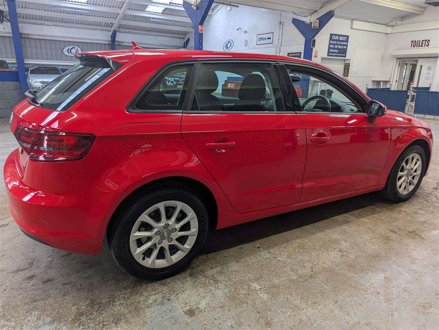 <p>2013 AUDI A3 SE TDI</p>
