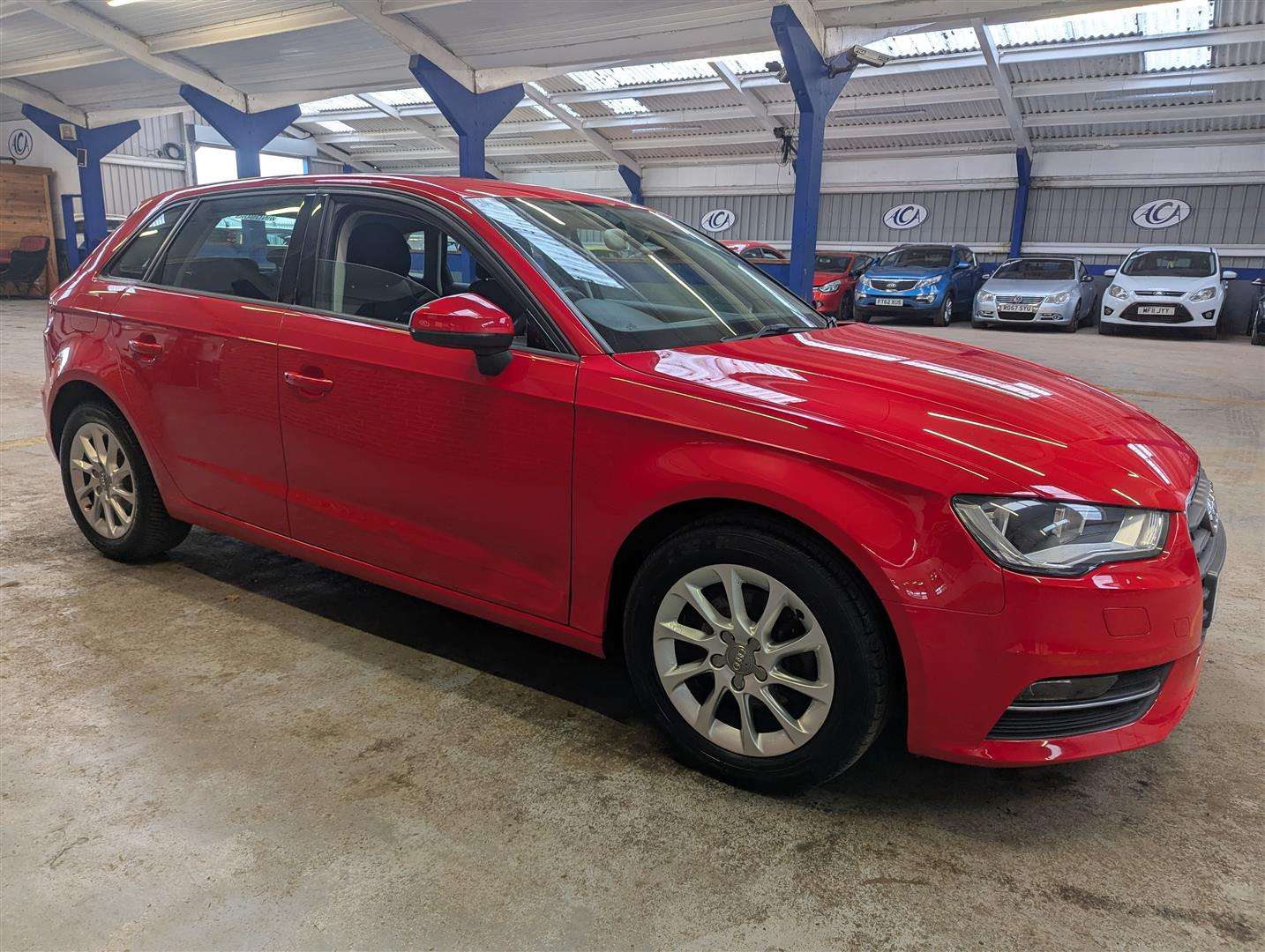 <p>2013 AUDI A3 SE TDI</p>