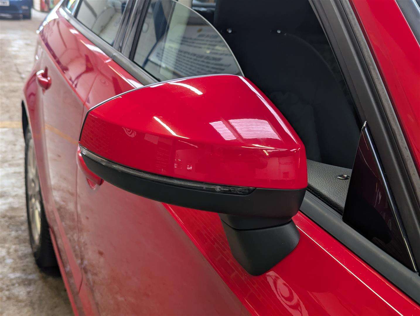 <p>2013 AUDI A3 SE TDI</p>