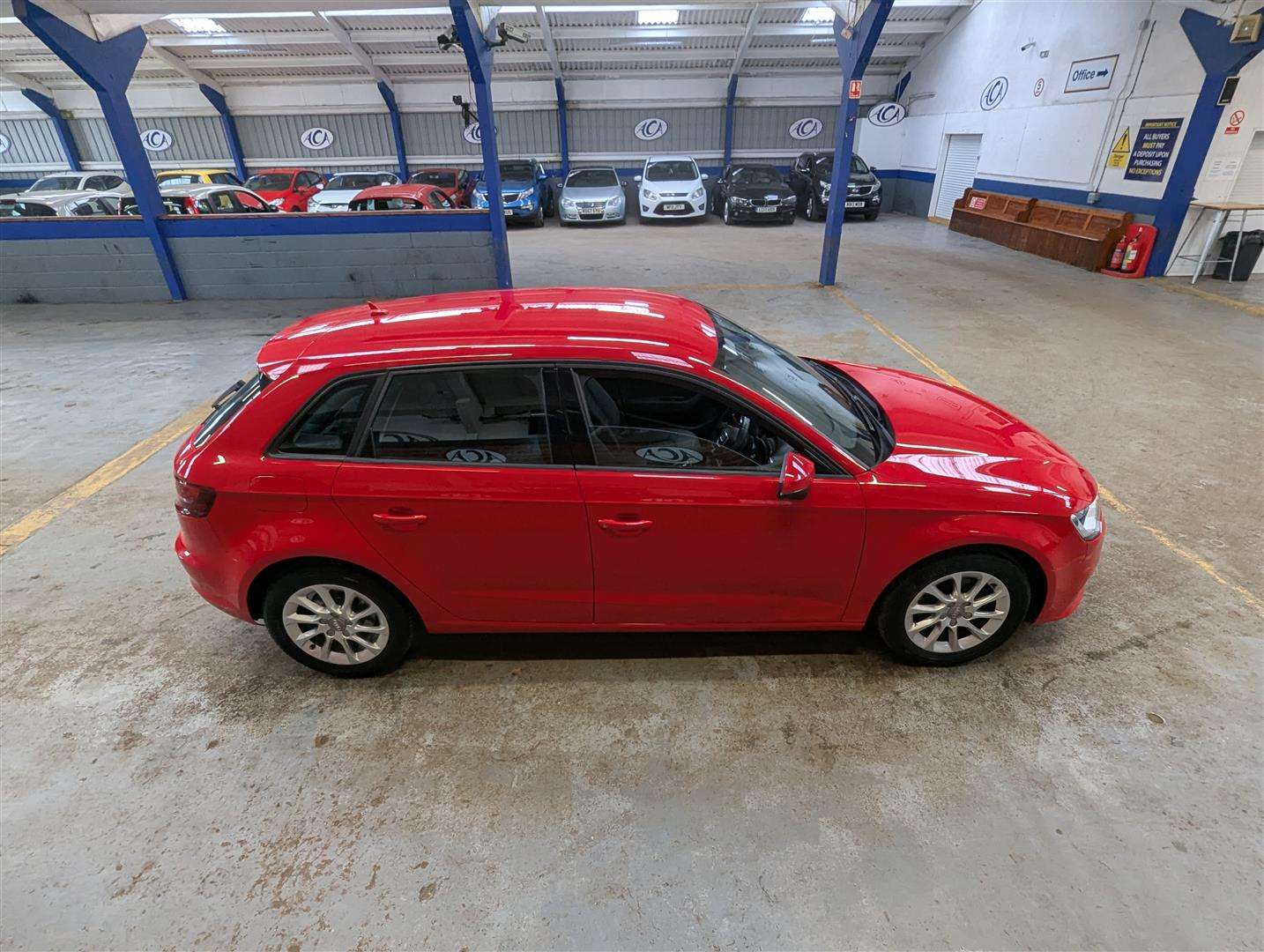 <p>2013 AUDI A3 SE TDI</p>