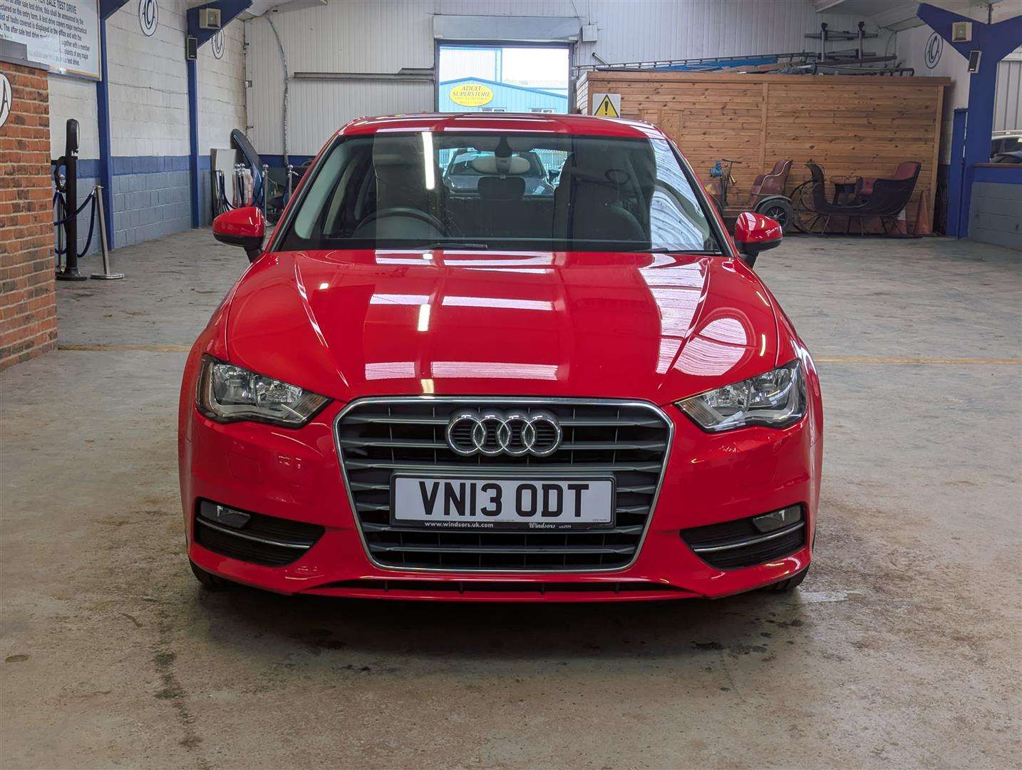 <p>2013 AUDI A3 SE TDI</p>