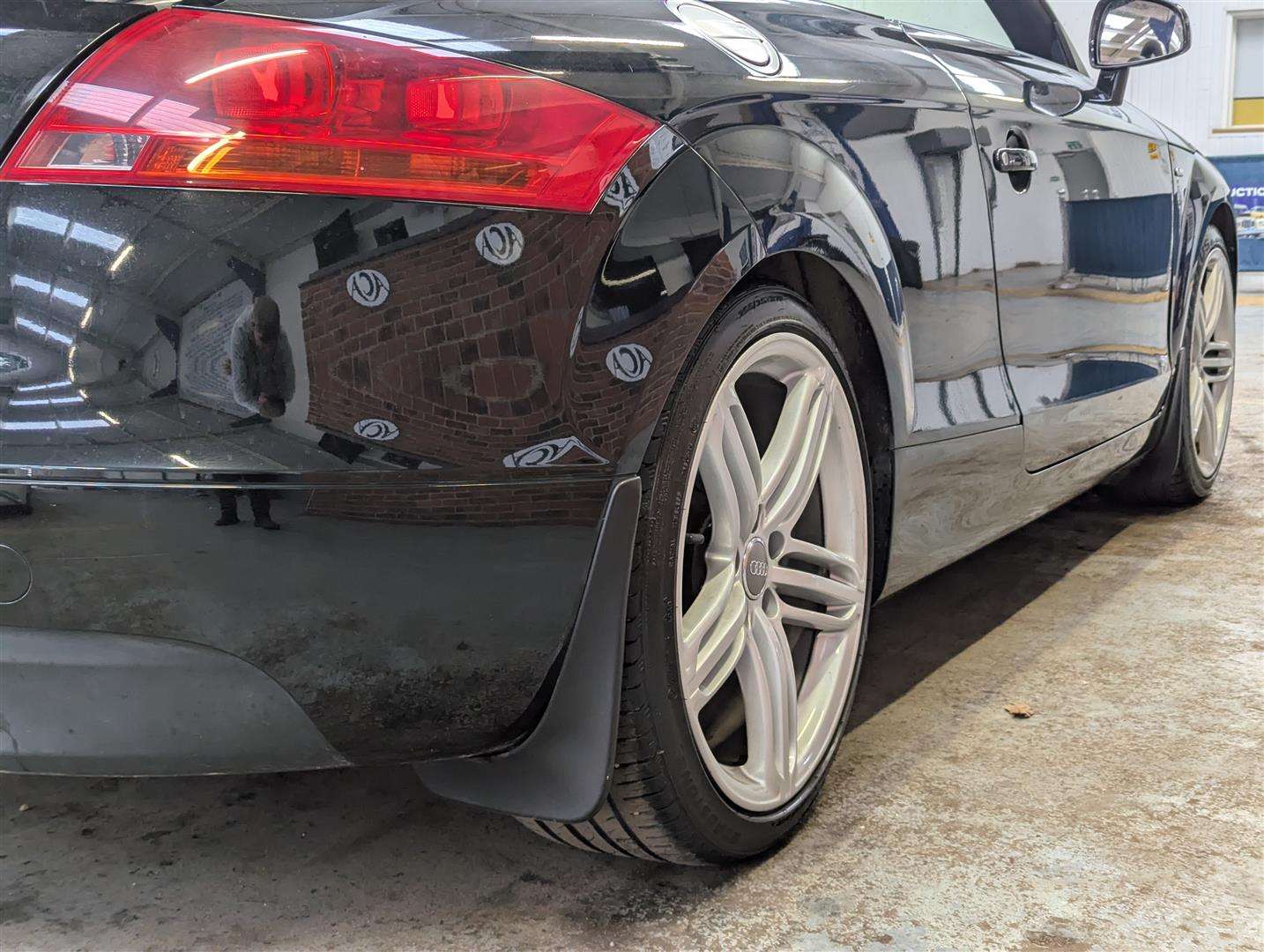 <p>2010 AUDI TT TFSI</p>