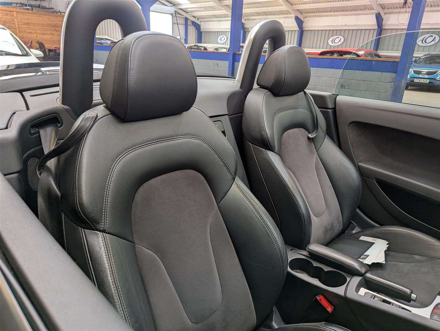 <p>2010 AUDI TT TFSI</p>