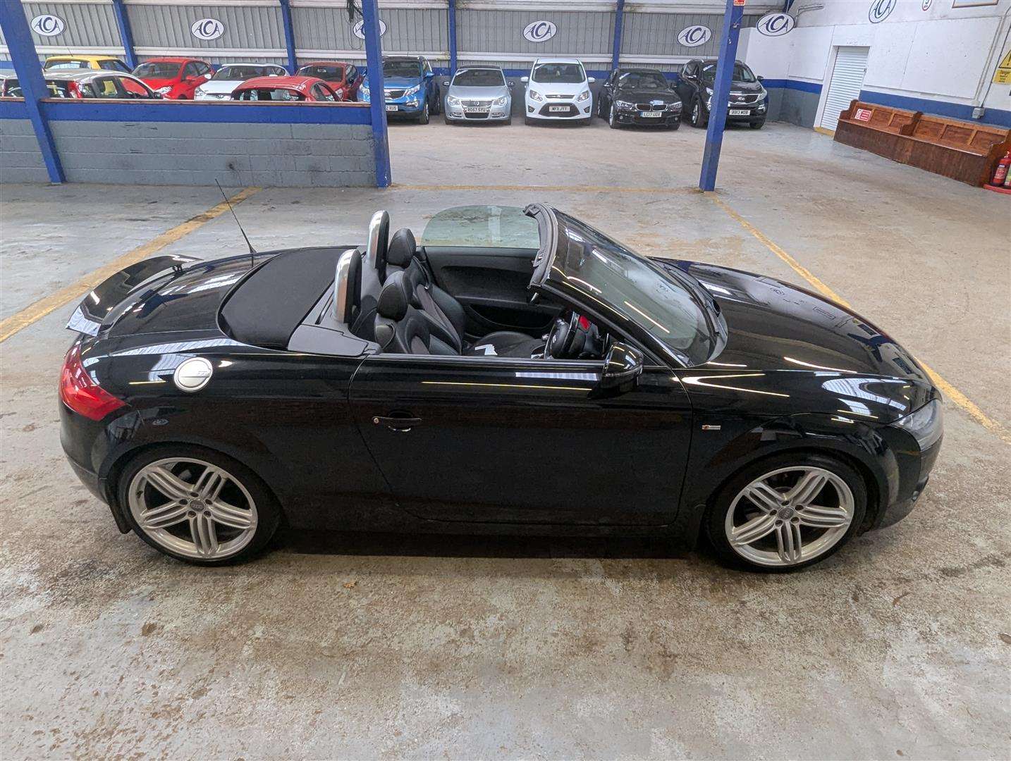 <p>2010 AUDI TT TFSI</p>