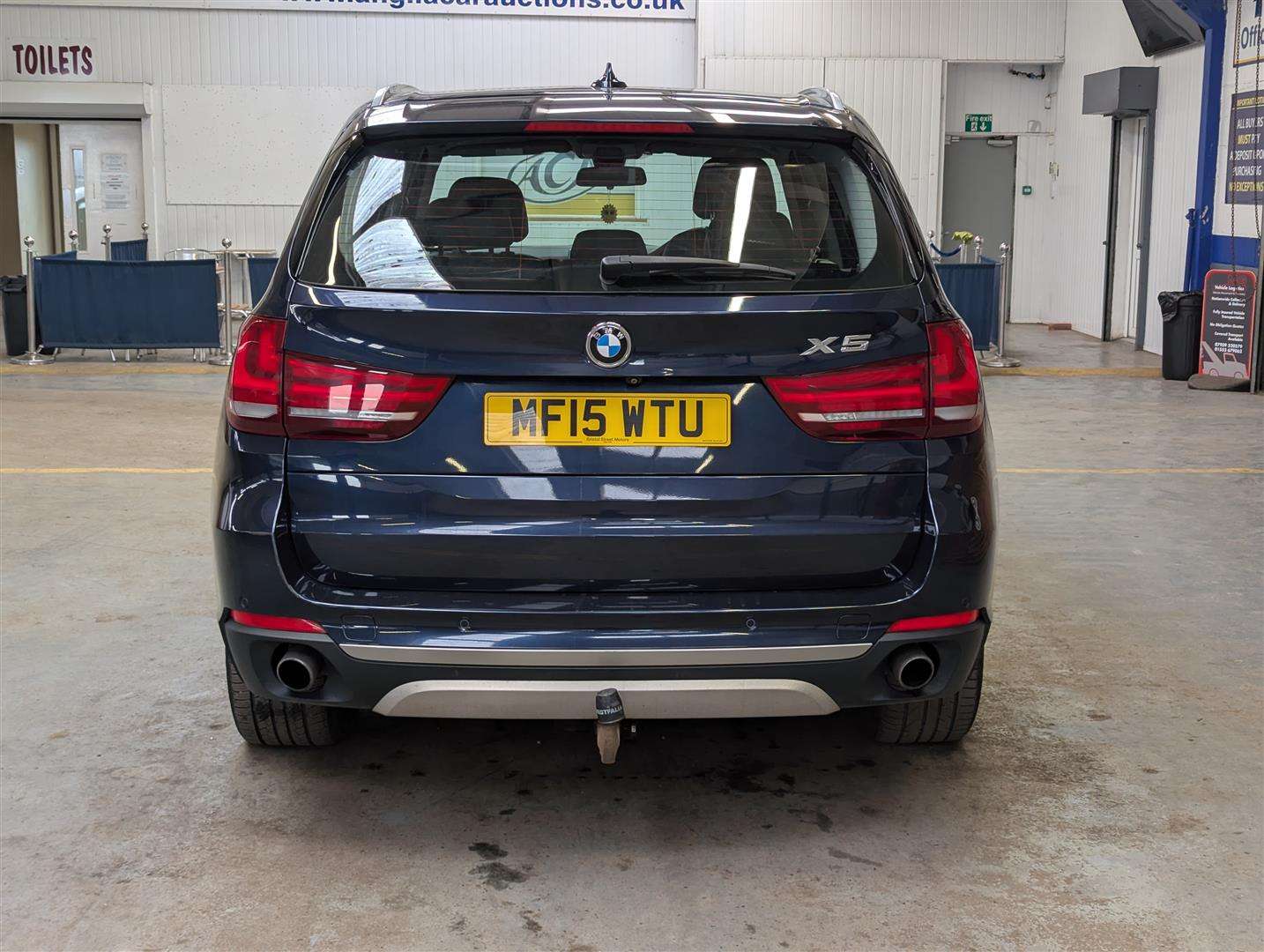 <p>2015 BMW X5 XDRIVE25D SE AUTO</p>
