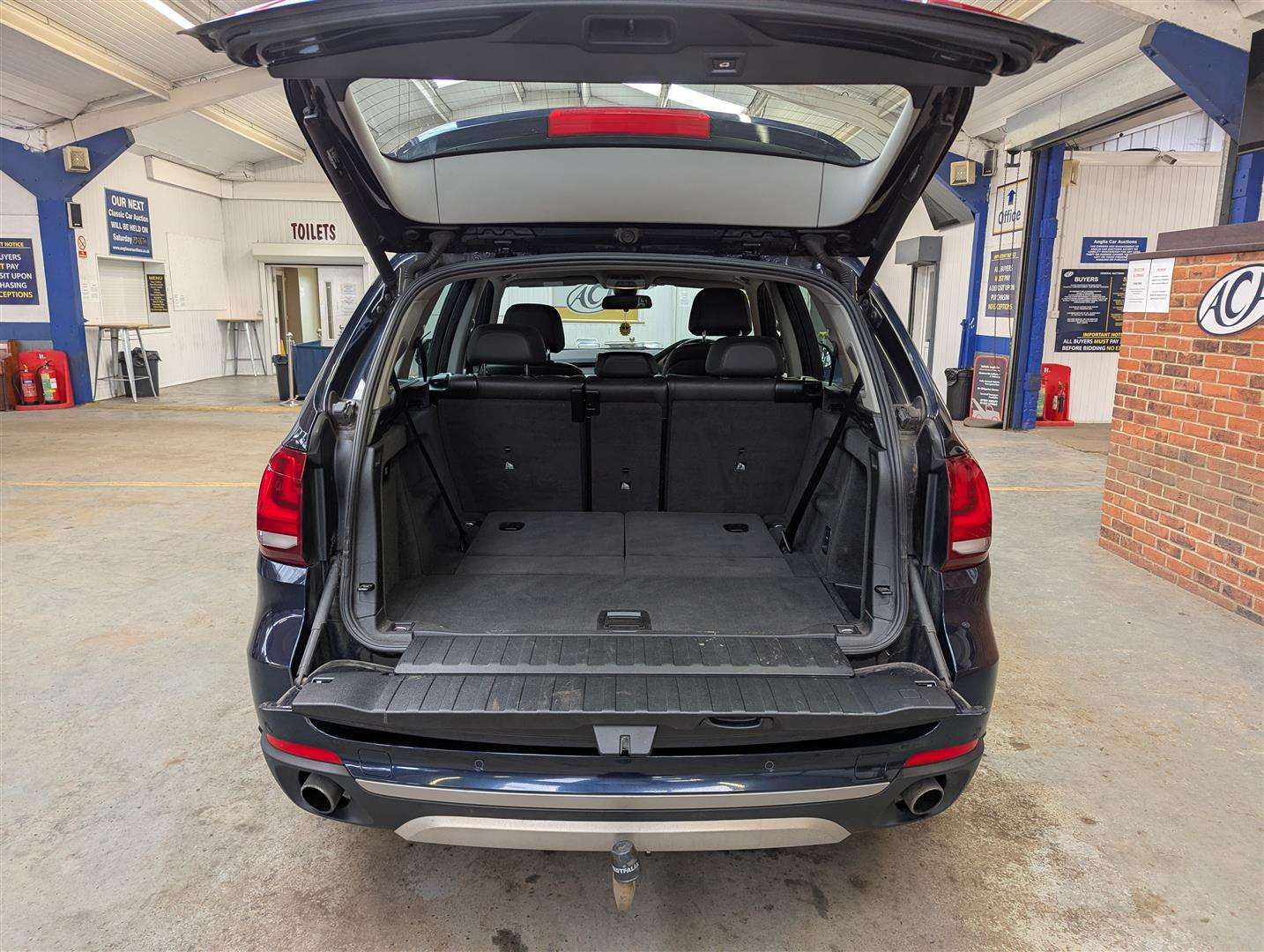 <p>2015 BMW X5 XDRIVE25D SE AUTO</p>