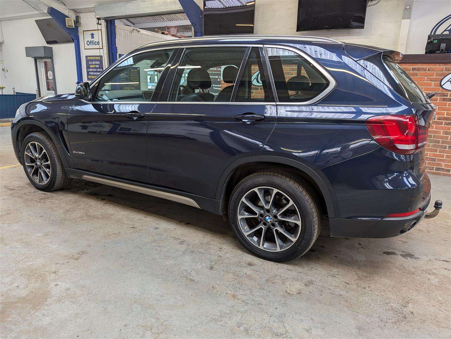 <p>2015 BMW X5 XDRIVE25D SE AUTO</p>