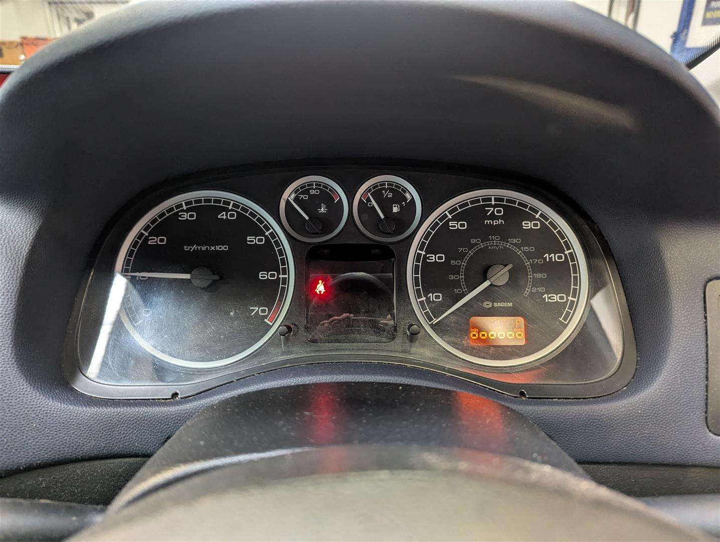 <p>2004 PEUGEOT 307 ENVY 90</p>