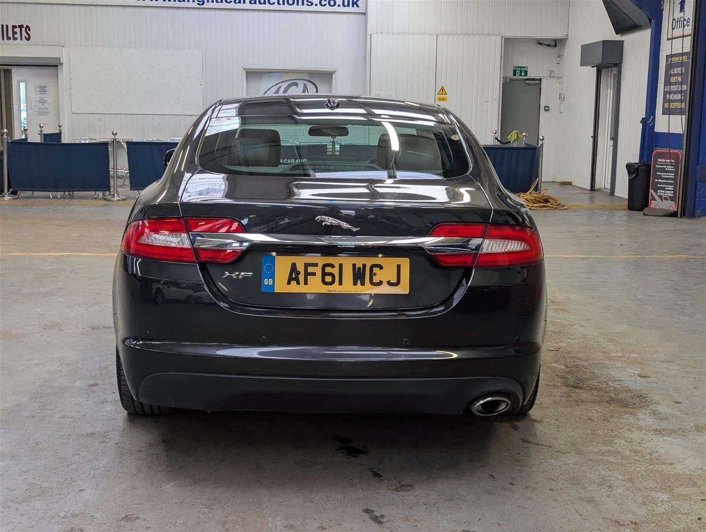 <p>2011 JAGUAR XF PREMIUM LUXURY D AUTO</p>
