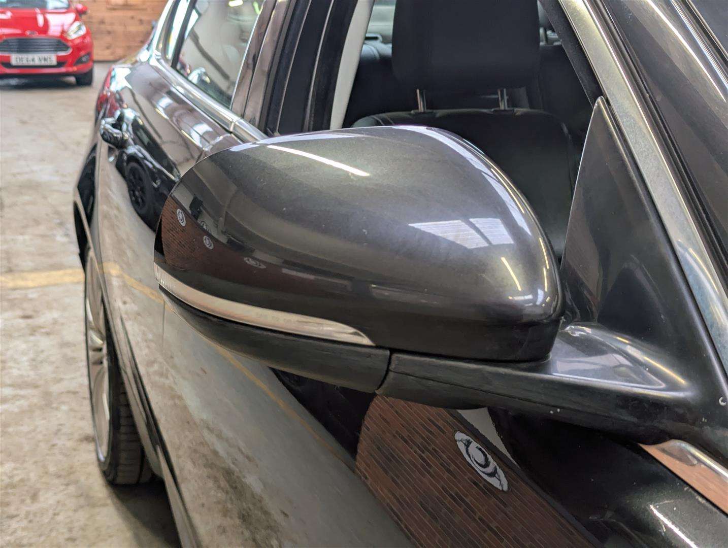 <p>2011 JAGUAR XF PREMIUM LUXURY D AUTO</p>