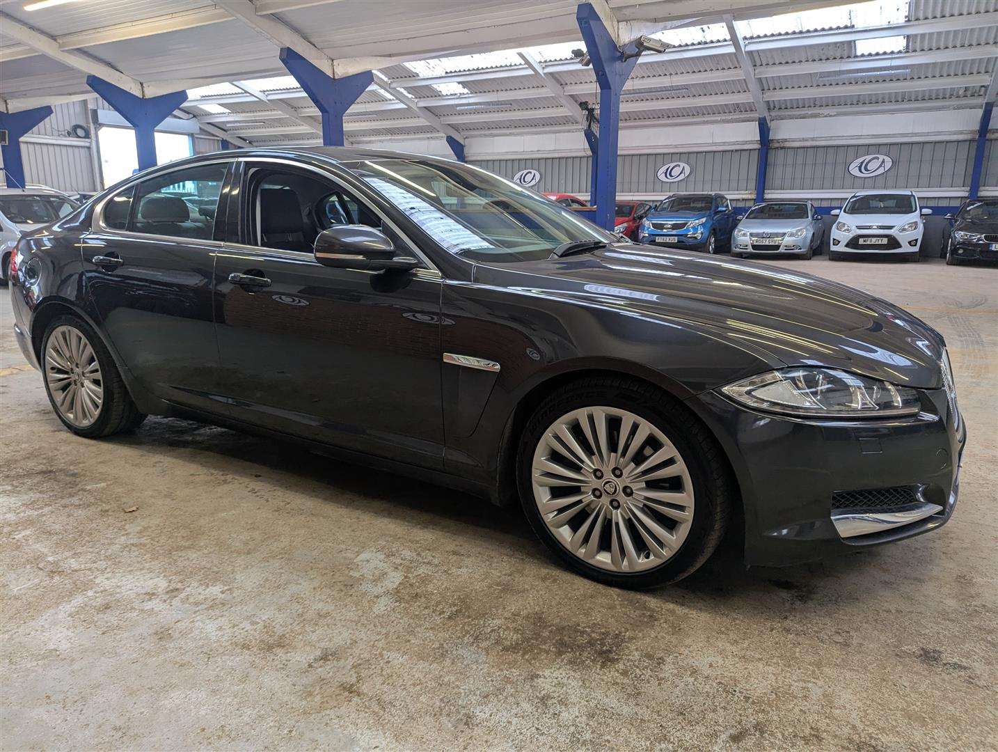 <p>2011 JAGUAR XF PREMIUM LUXURY D AUTO</p>