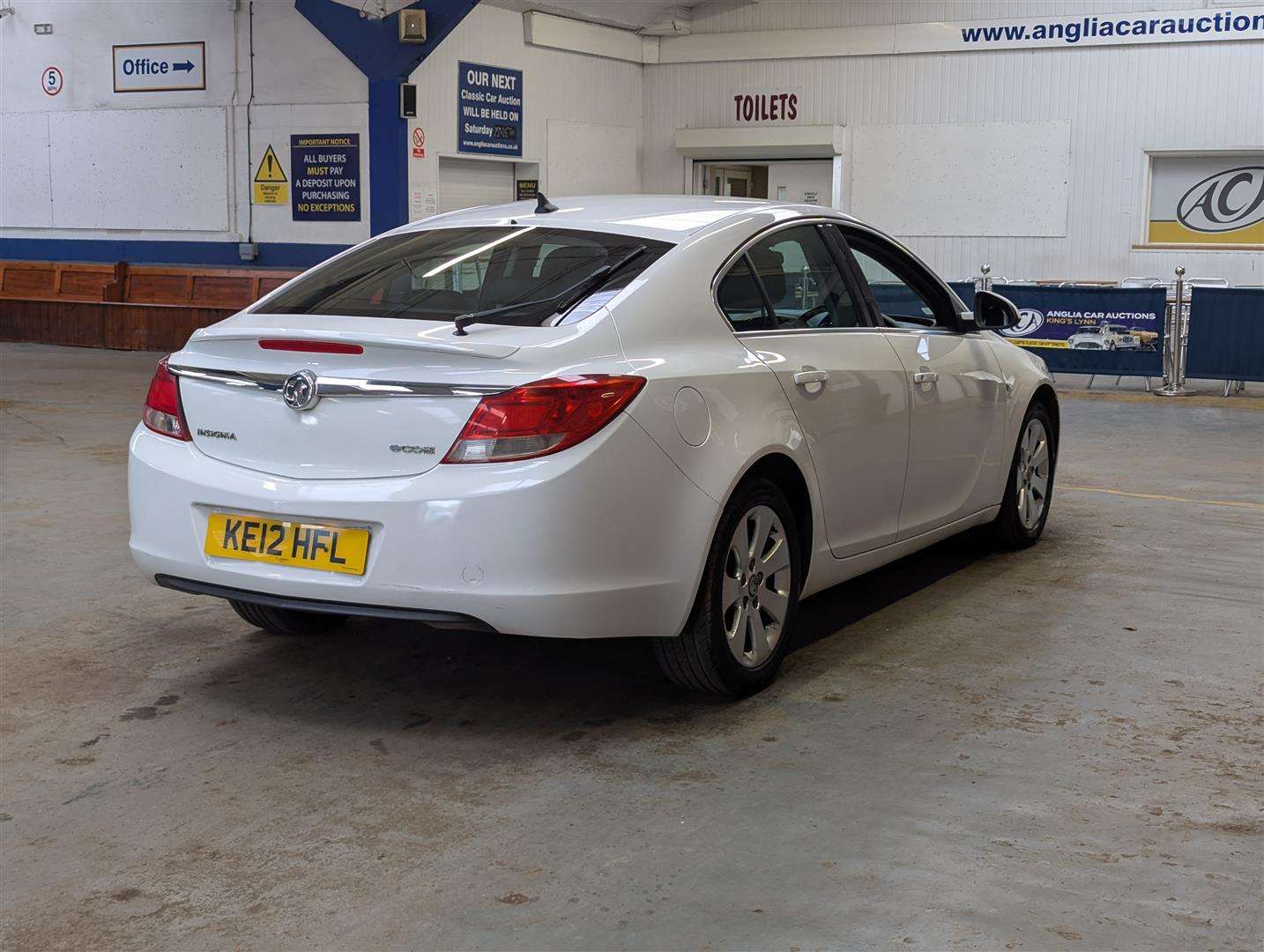 <p>2012 VAUXHALL INSIGNIA SRI NAV CDTI EFL</p>