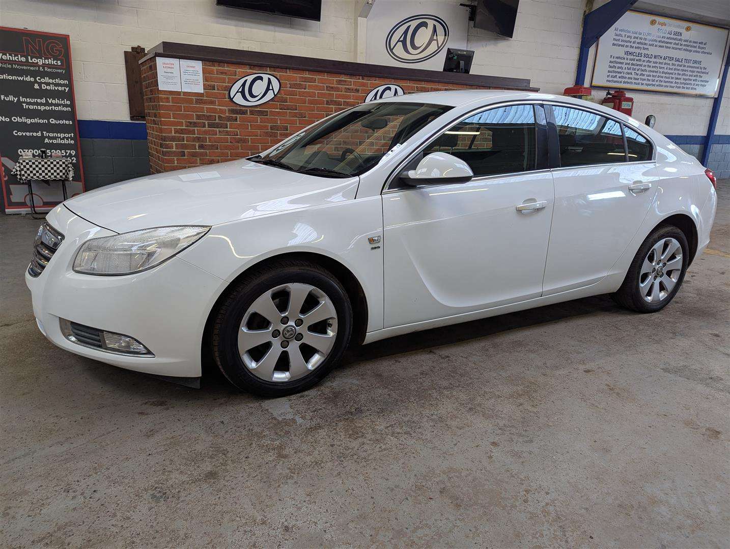 <p>2012 VAUXHALL INSIGNIA SRI NAV CDTI EFL</p>