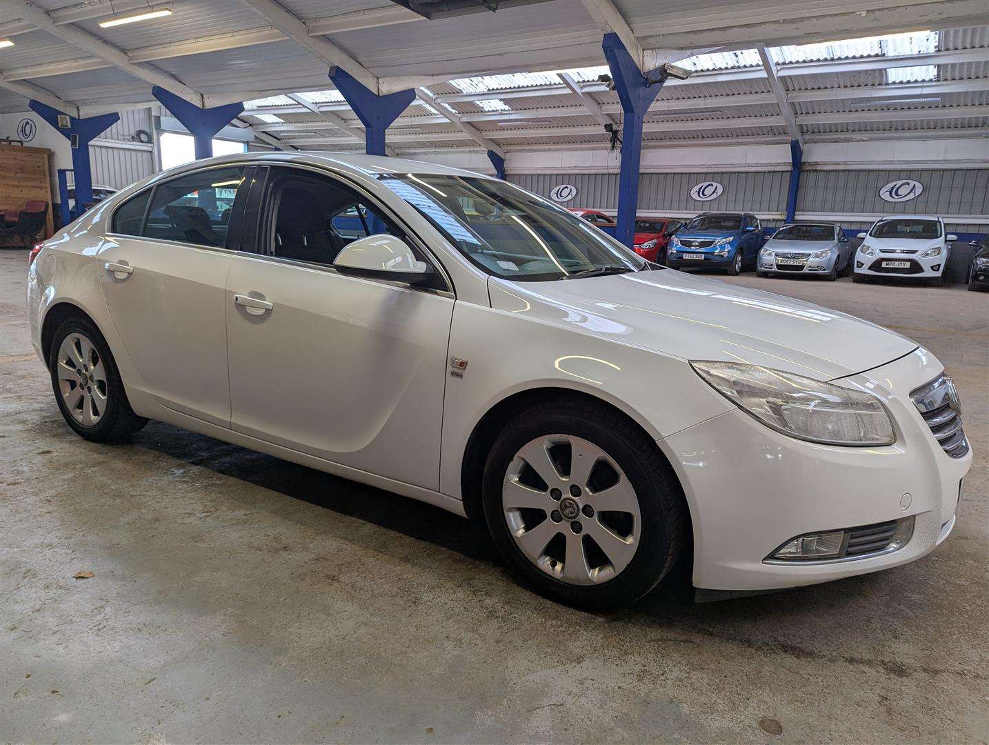 <p>2012 VAUXHALL INSIGNIA SRI NAV CDTI EFL</p>