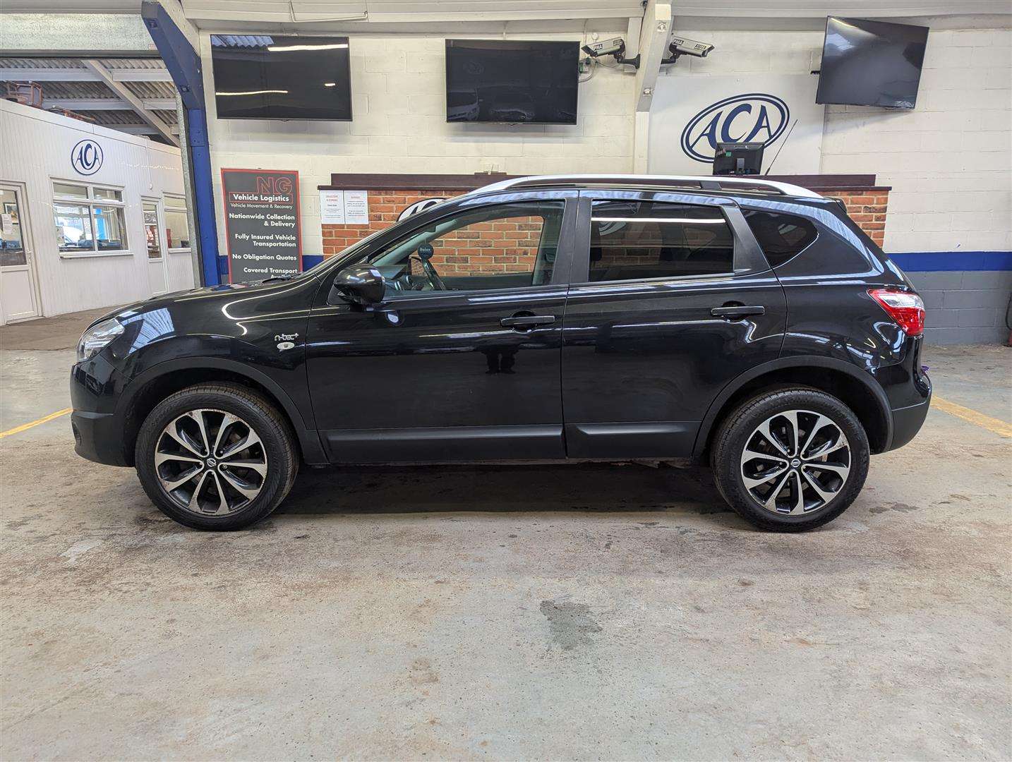 <p>2012 NISSAN QASHQAI N-TEC + DCI</p>