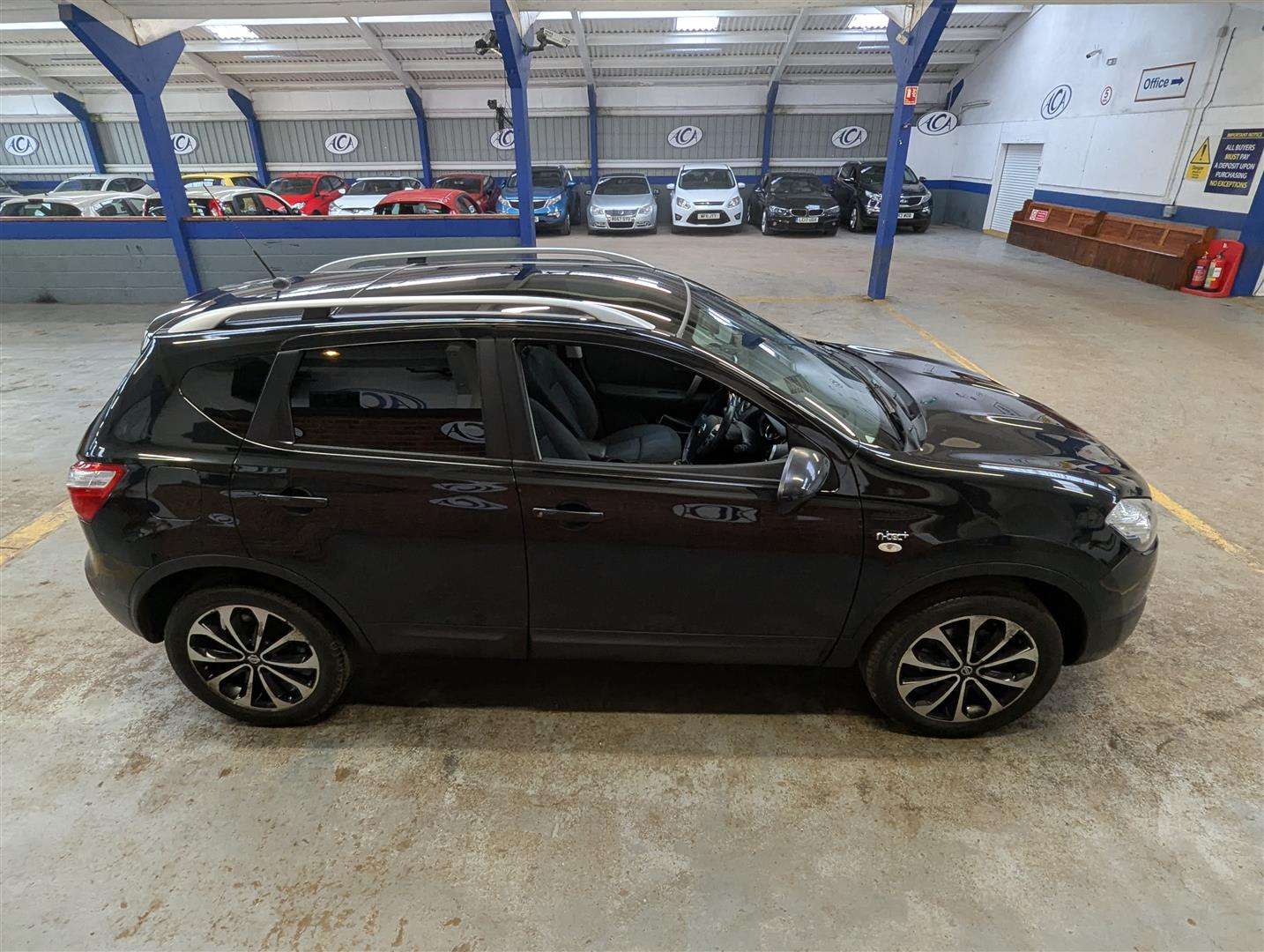 <p>2012 NISSAN QASHQAI N-TEC + DCI</p>