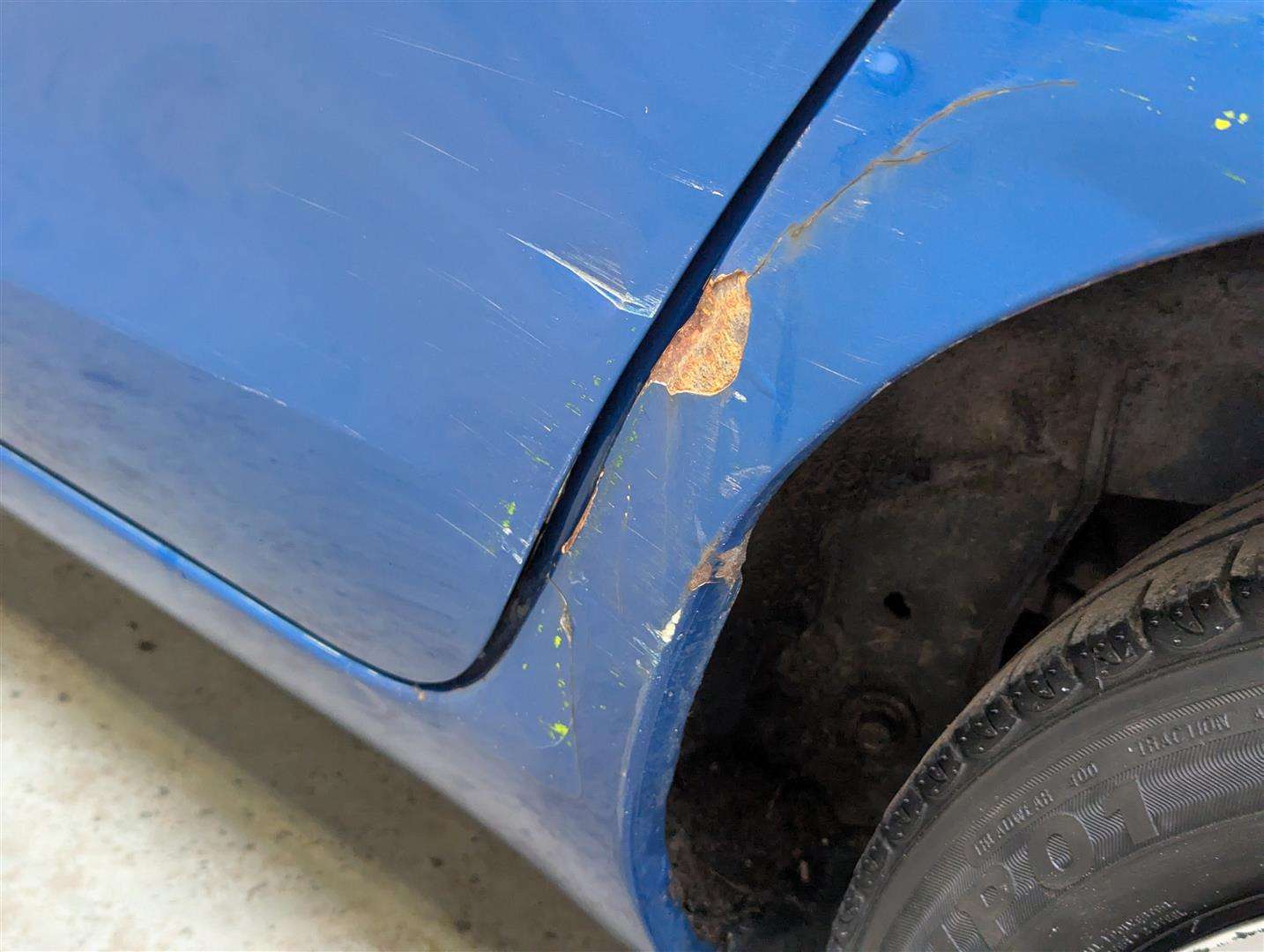 <p>2006 TOYOTA YARIS T3</p>
