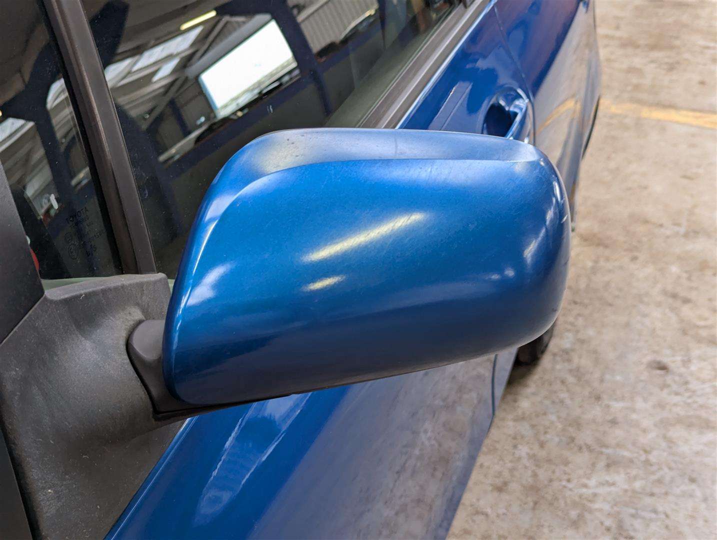 <p>2006 TOYOTA YARIS T3</p>