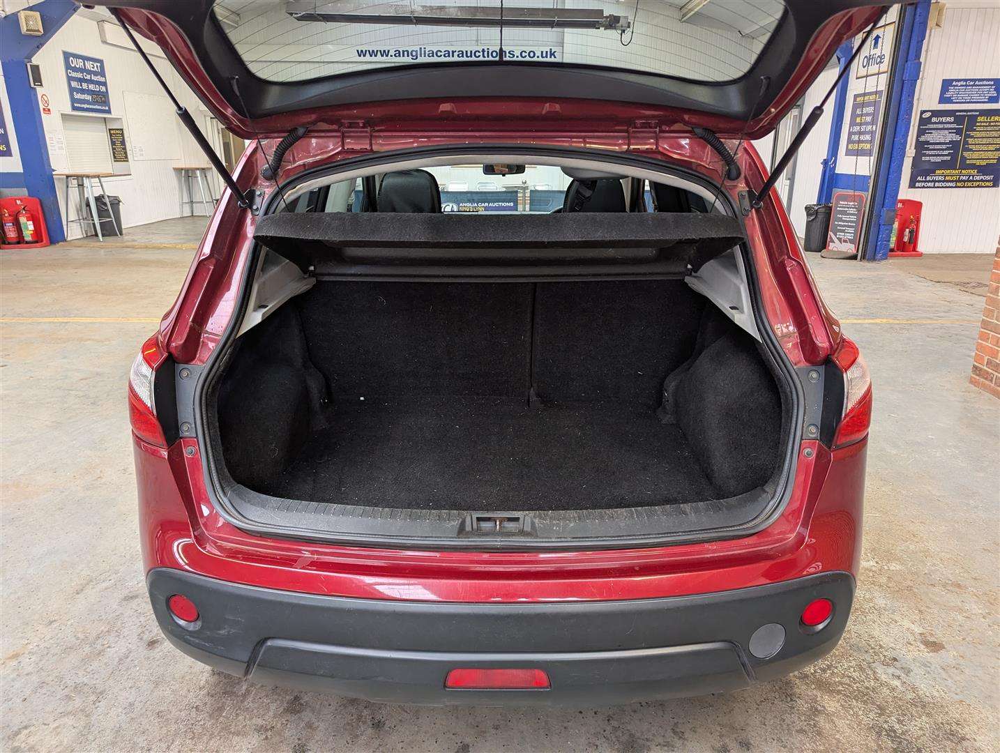 <p>2011 NISSAN QASHQAI N-TEC DCI</p>