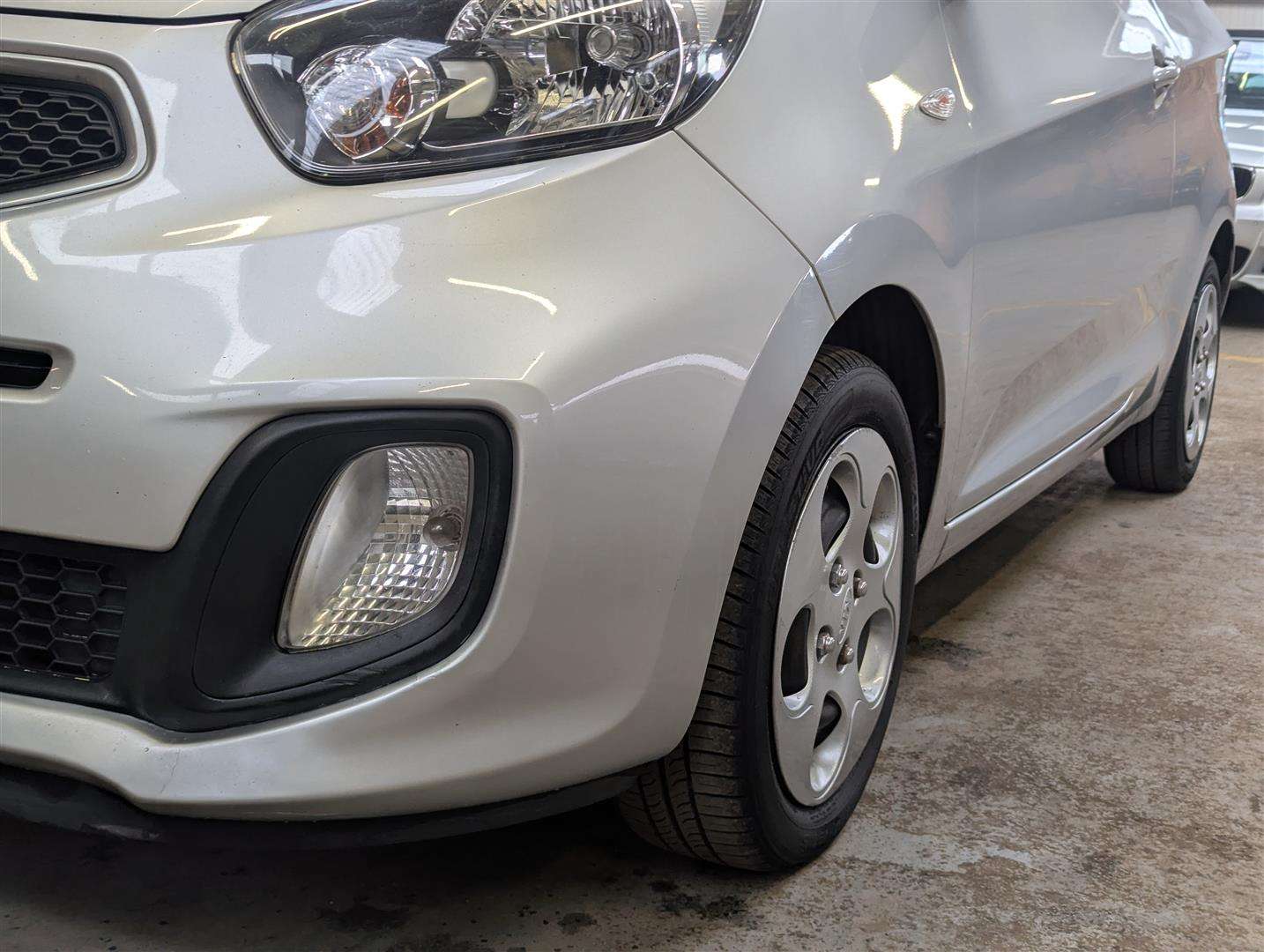 <p>2012 KIA PICANTO 1 AIR</p>