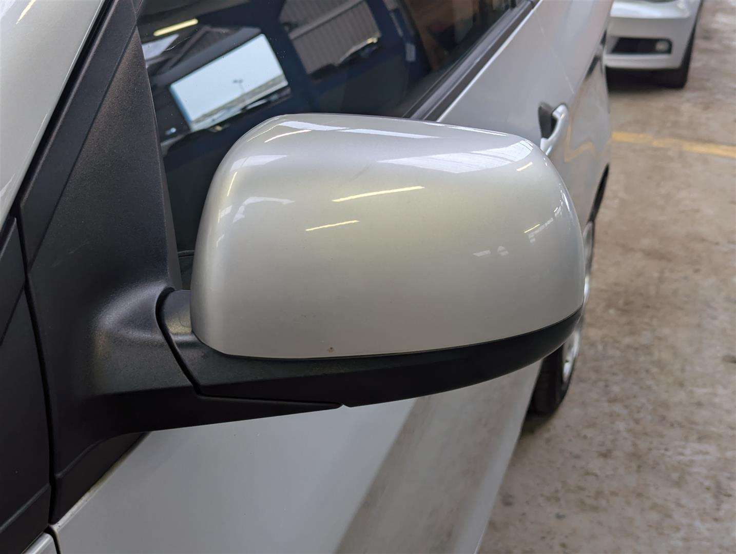 <p>2012 KIA PICANTO 1 AIR</p>