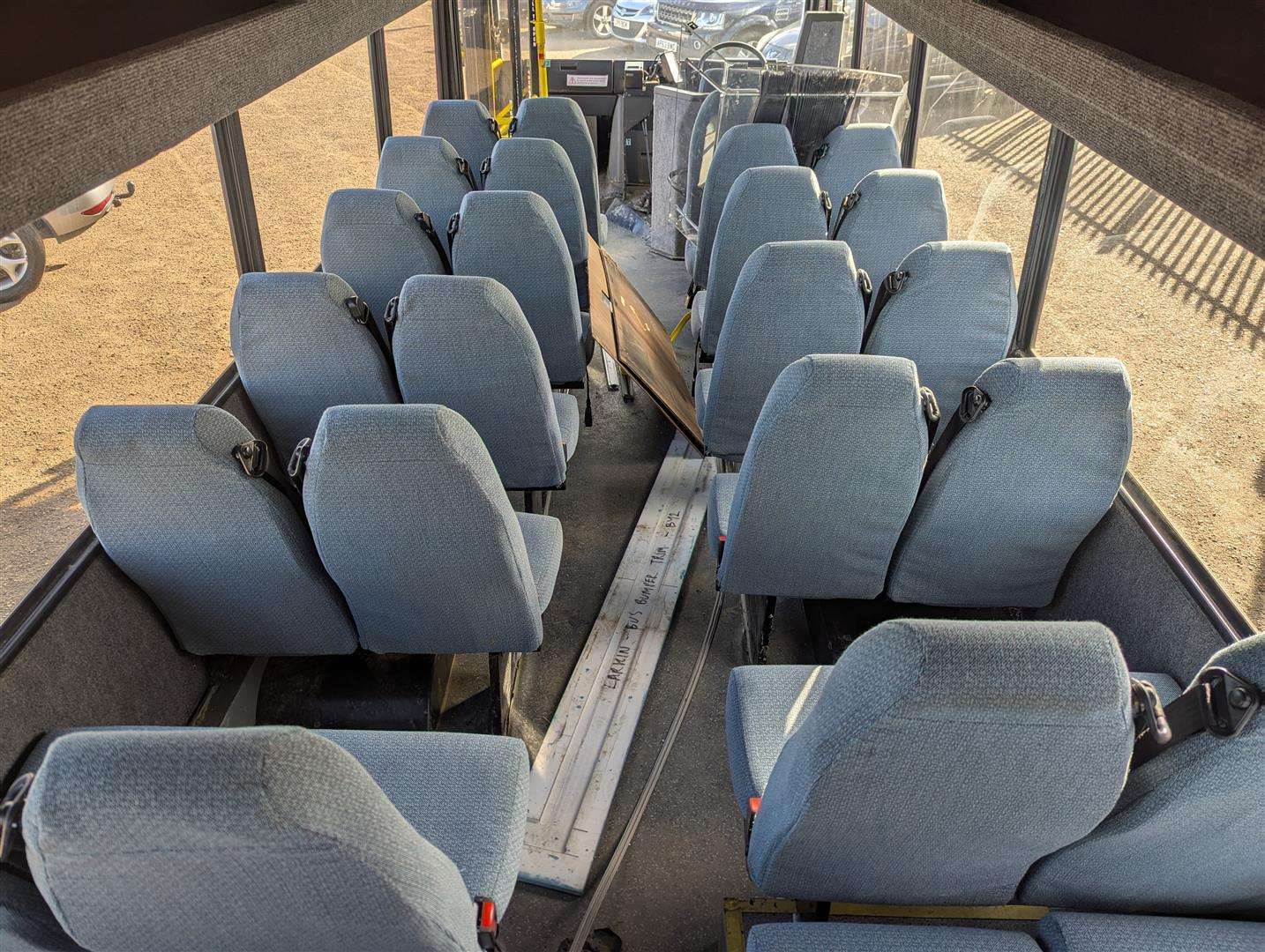 <p>2000 MERCEDES VARIO</p>