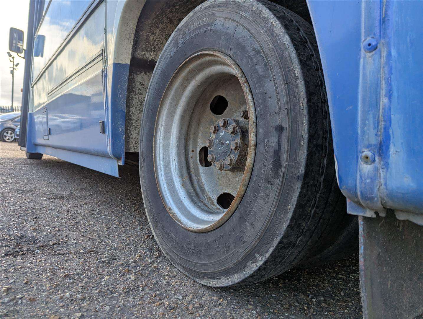 <p>2000 MERCEDES VARIO</p>