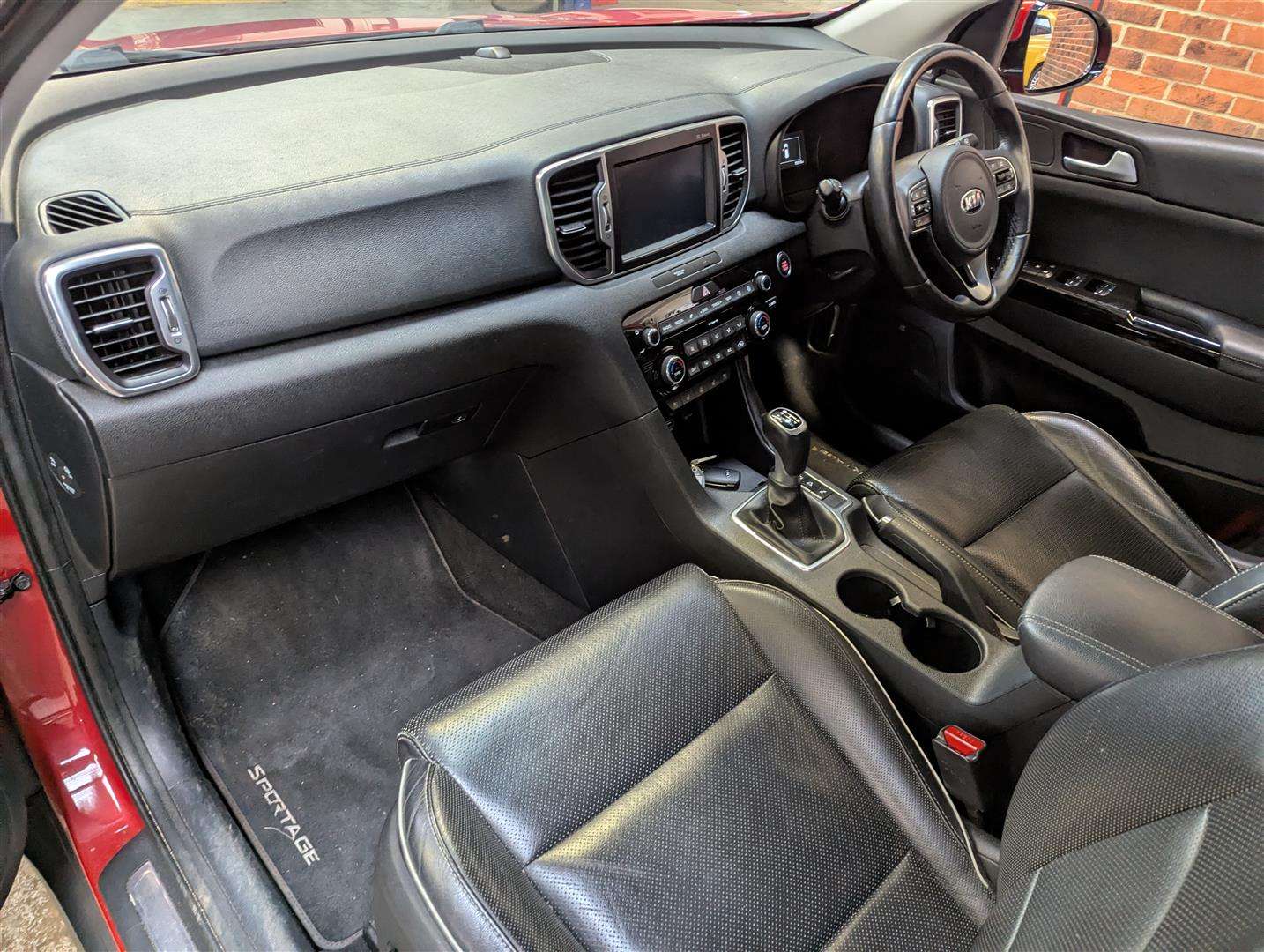 <p>2018 KIA SPORTAGE 4 CRDI ISG</p>