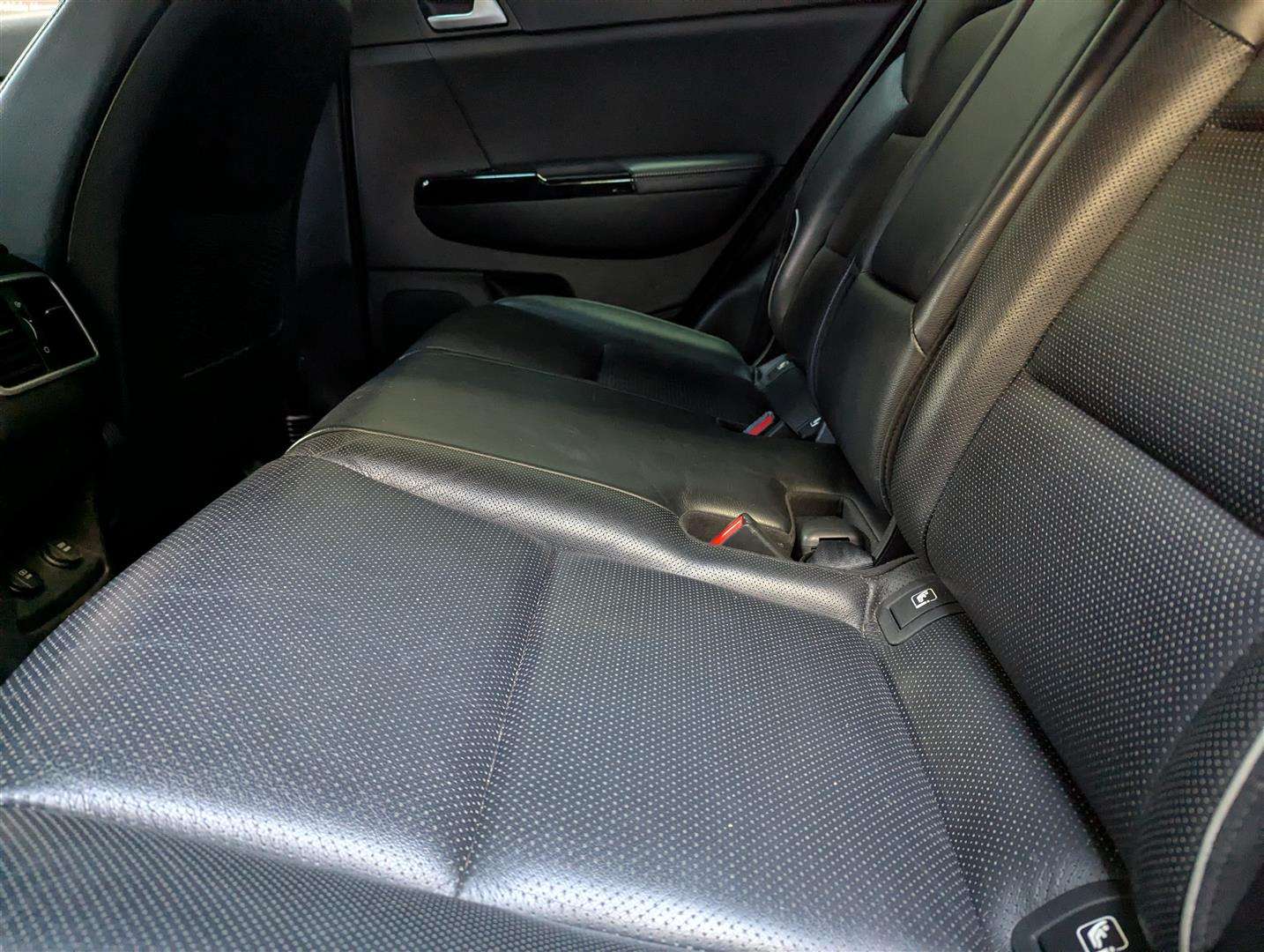 <p>2018 KIA SPORTAGE 4 CRDI ISG</p>