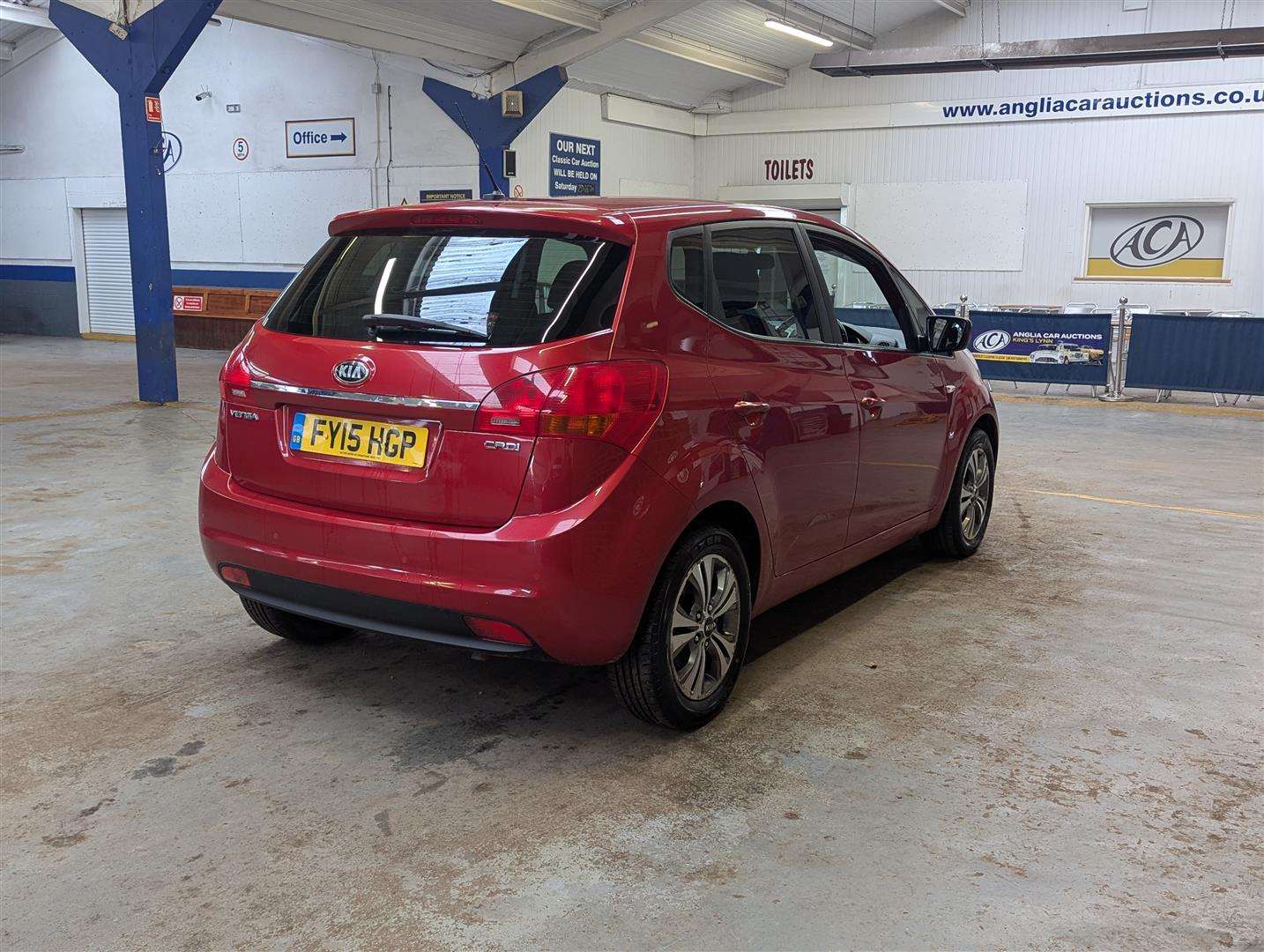<p>2015 KIA VENGA SR7 CRDI</p>