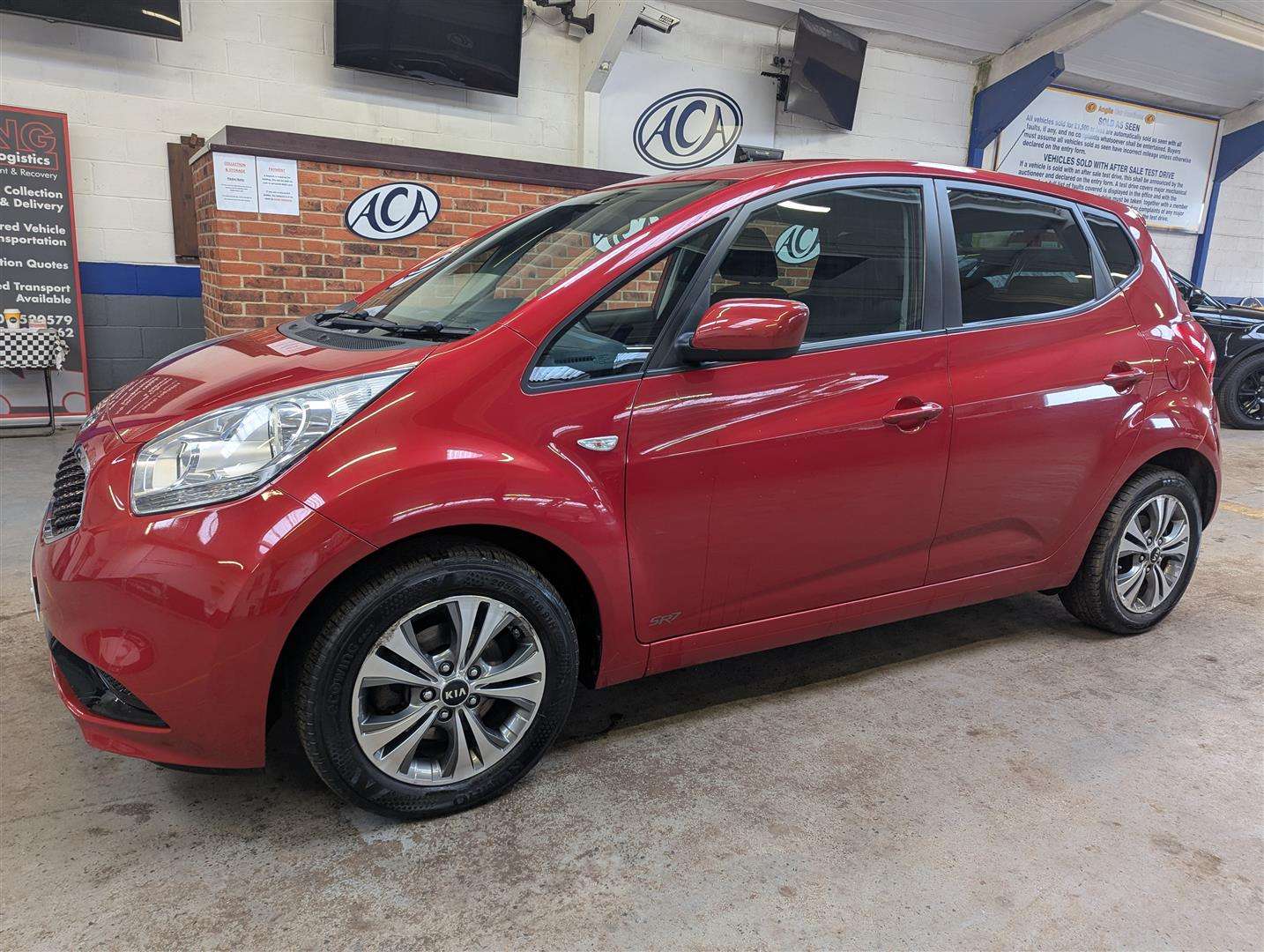 <p>2015 KIA VENGA SR7 CRDI</p>