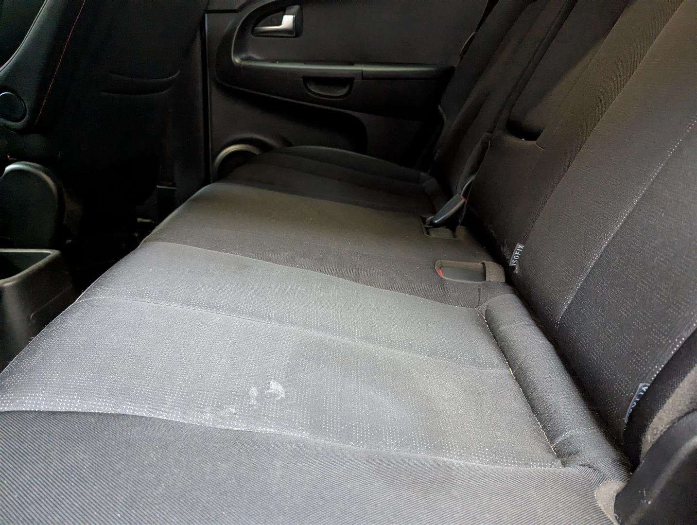 <p>2015 KIA VENGA SR7 CRDI</p>