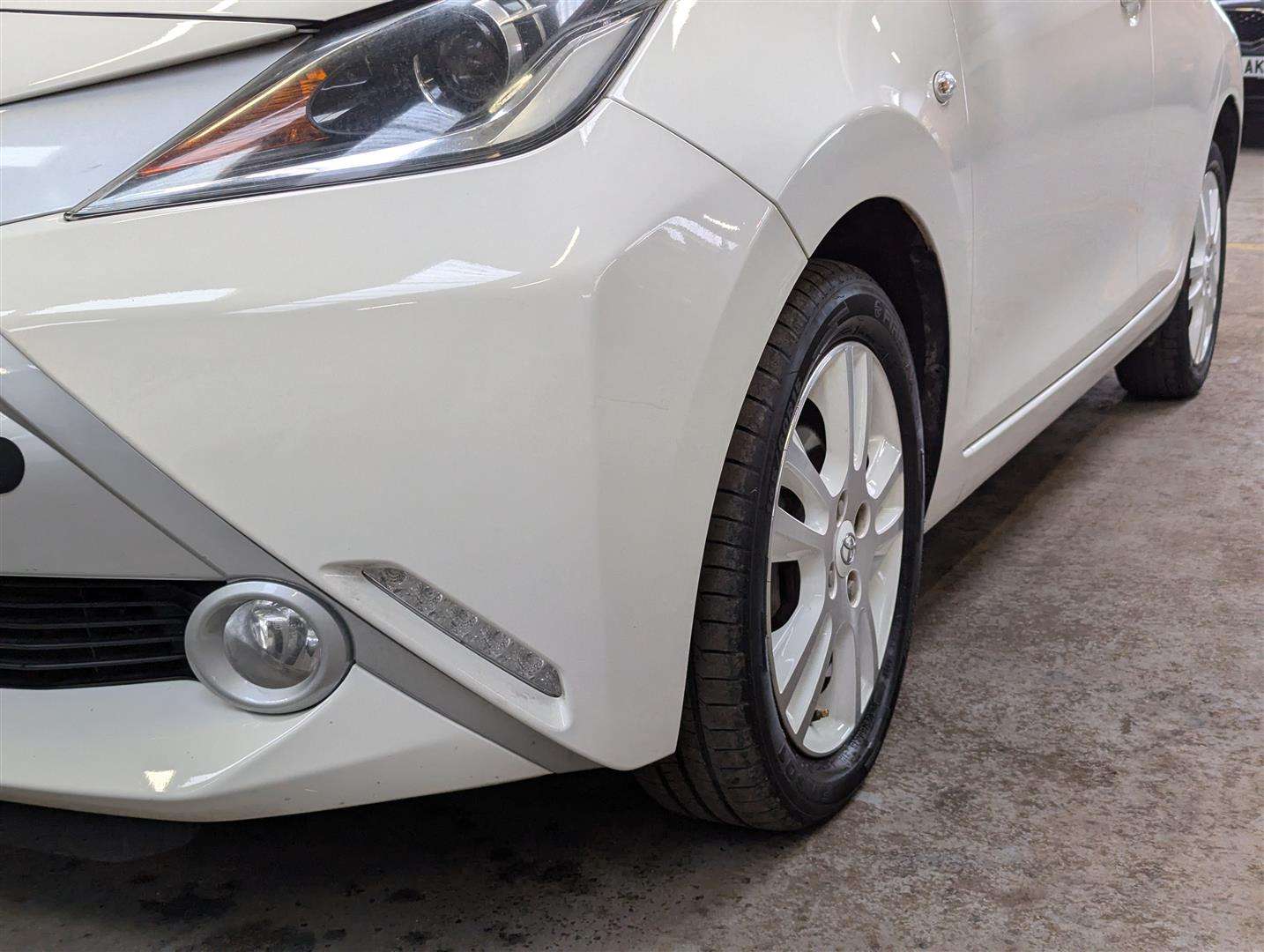 <p>2016 TOYOTA AYGO X-PURE VVT-I</p>