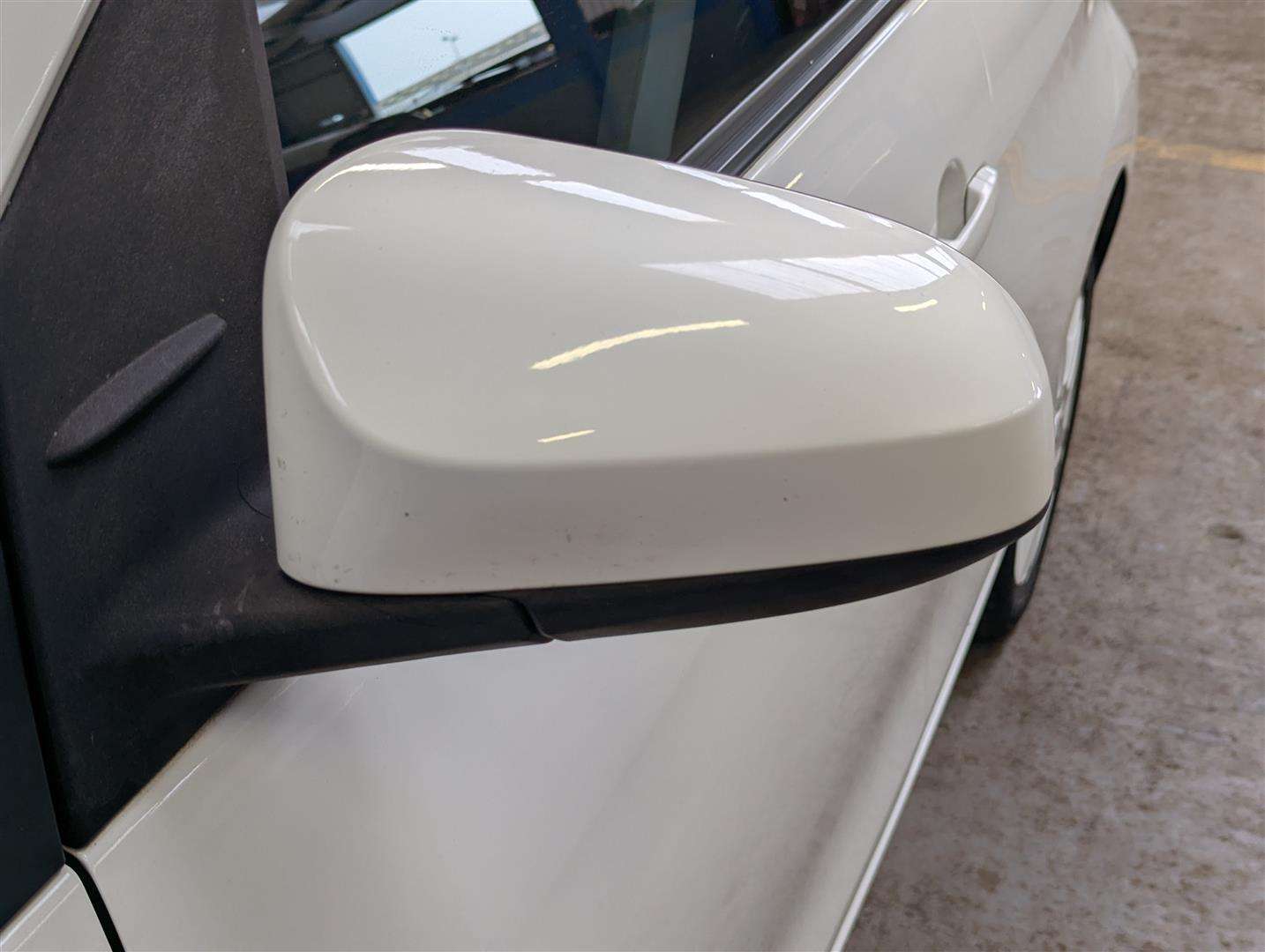 <p>2016 TOYOTA AYGO X-PURE VVT-I</p>