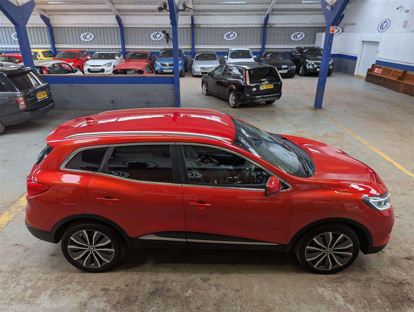 <p>2019 RENAULT KADJAR ICONIC TCE</p>