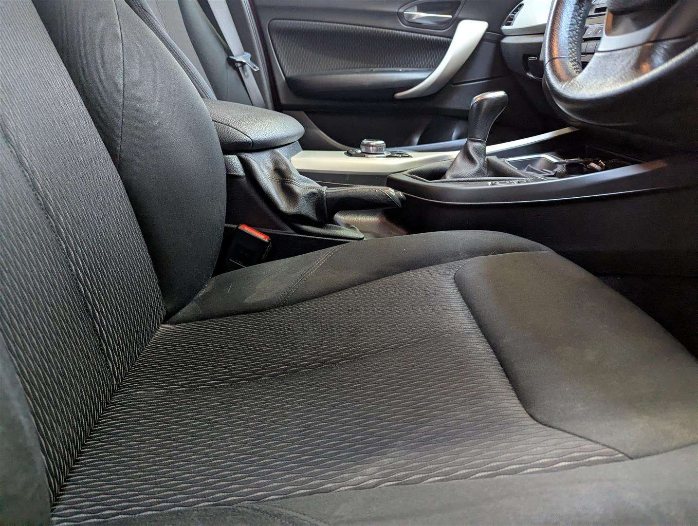 <p>2015 BMW 116D SE</p>