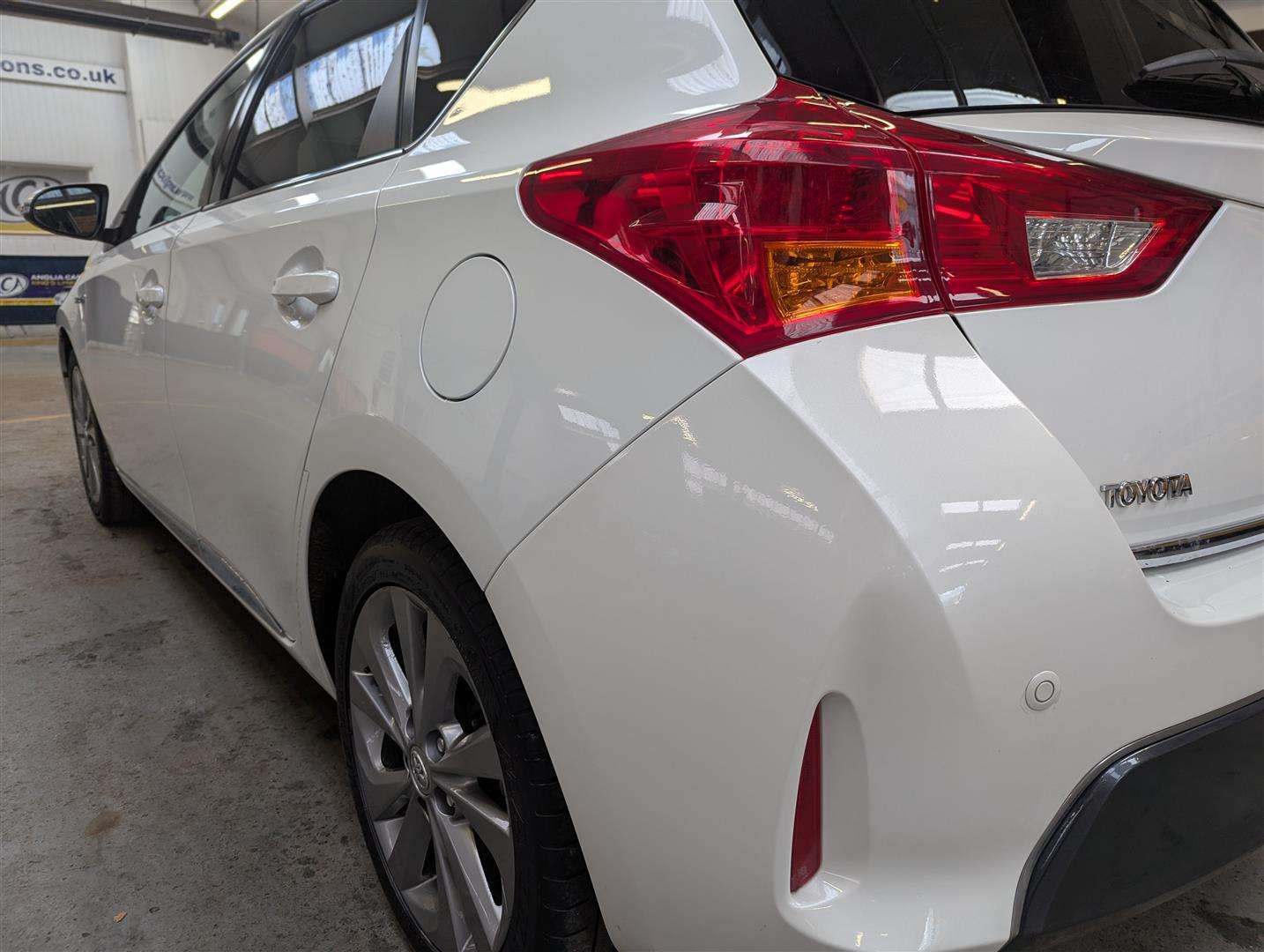 <p>2016 TOYOTA AURIS EXCEL VVT-I CVT</p>